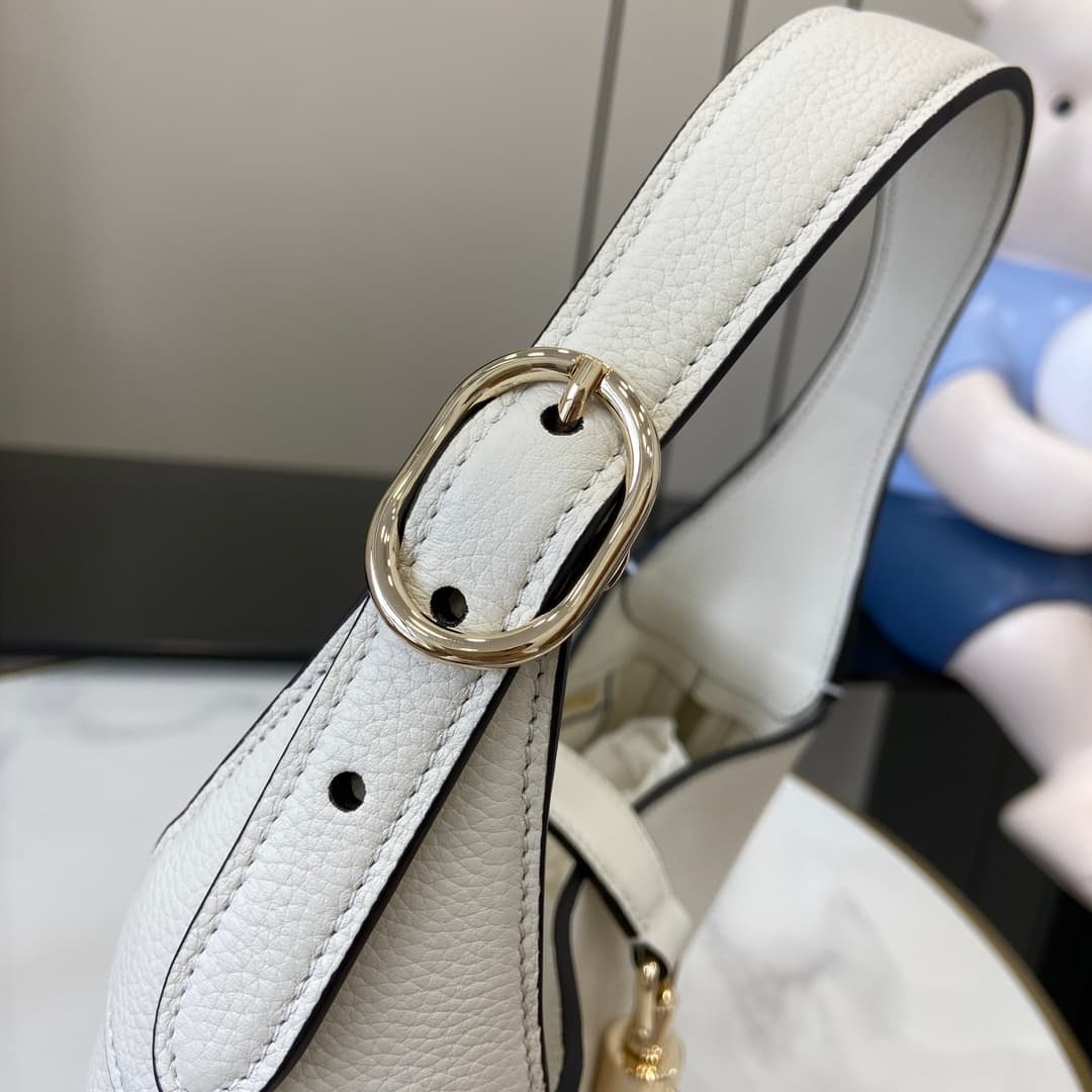 C4059 ‼️【New Product】2024 Autumn-Winter Collection: A Fresh Interpretation of Gucci Jackie. The 1961 series shoulder bag is made from high-quality Gucci Rosso Ancora leather. It features a new light gold-colored push-lock closure, highlighting the exquisi — image 6