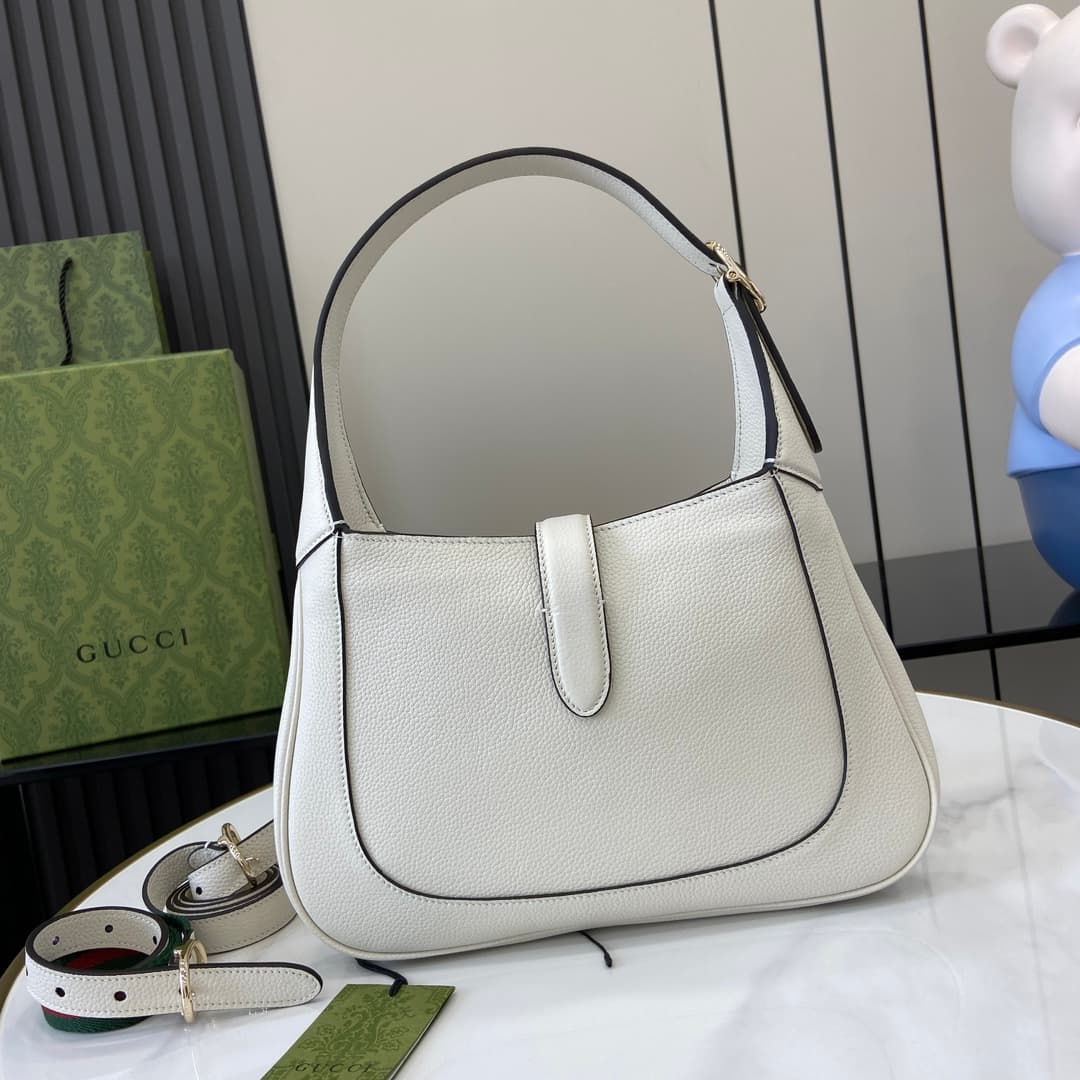 C4059 ‼️【New Product】2024 Autumn-Winter Collection: A Fresh Interpretation of Gucci Jackie. The 1961 series shoulder bag is made from high-quality Gucci Rosso Ancora leather. It features a new light gold-colored push-lock closure, highlighting the exquisi — image 3