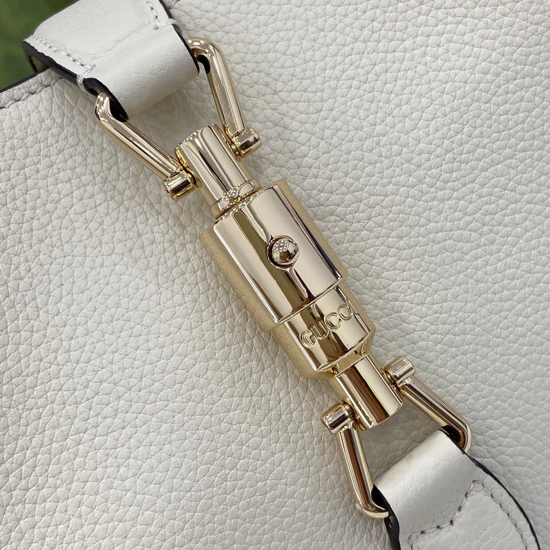 C4059 ‼️【New Product】2024 Autumn-Winter Collection: A Fresh Interpretation of Gucci Jackie. The 1961 series shoulder bag is made from high-quality Gucci Rosso Ancora leather. It features a new light gold-colored push-lock closure, highlighting the exquisi — image 5