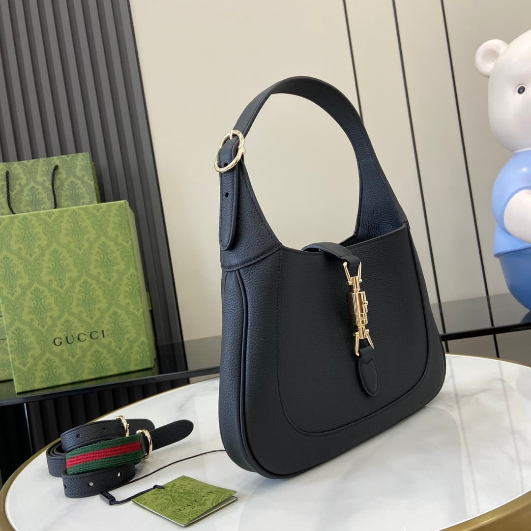 C4057 ‼️【New Product】2024 autumn/winter collection – a fresh interpretation of Gucci Jackie. The 1961 shoulder bag is made from high-quality Gucci Rosso Ancora leather. It features a new light gold-colored push-button closure, highlighting the brand’s exq — image 2