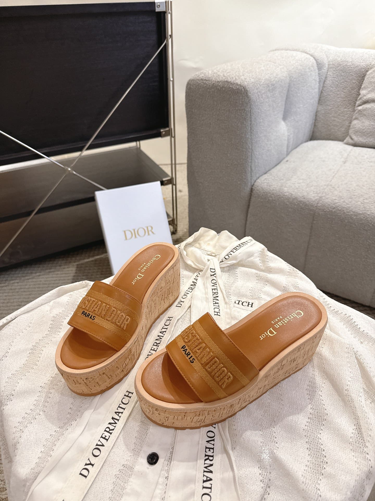 D5976 Dior Dior 2025 – New spring/summer model. Dway jelly-colored heeled women’s shoes with a three-dimensional embroidered CD logo, thick soles, round toe, open-toe, multi-color slippers — image 7