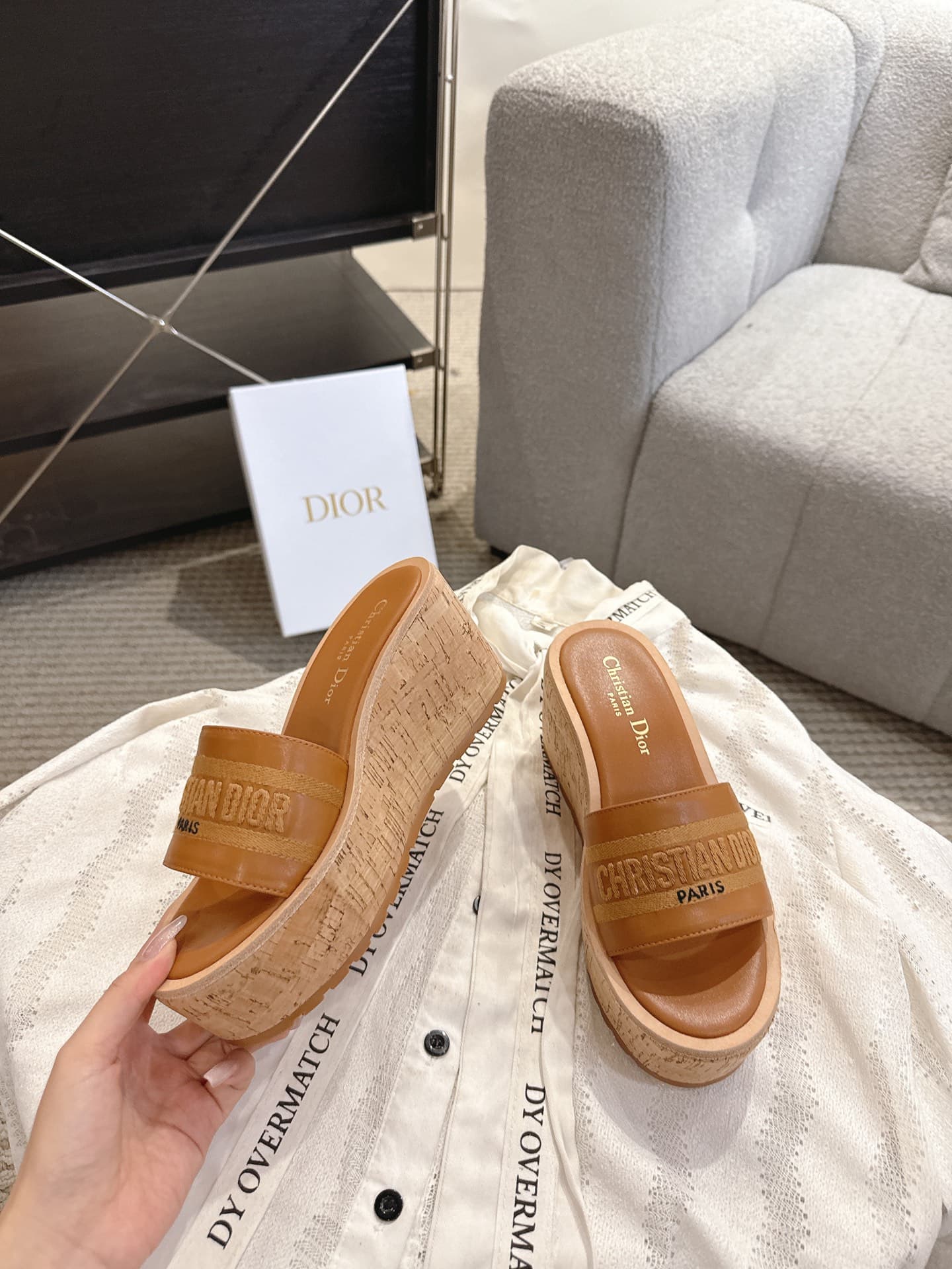D5976 Dior Dior 2025 – New spring/summer model. Dway jelly-colored heeled women’s shoes with a three-dimensional embroidered CD logo, thick soles, round toe, open-toe, multi-color slippers — image 2