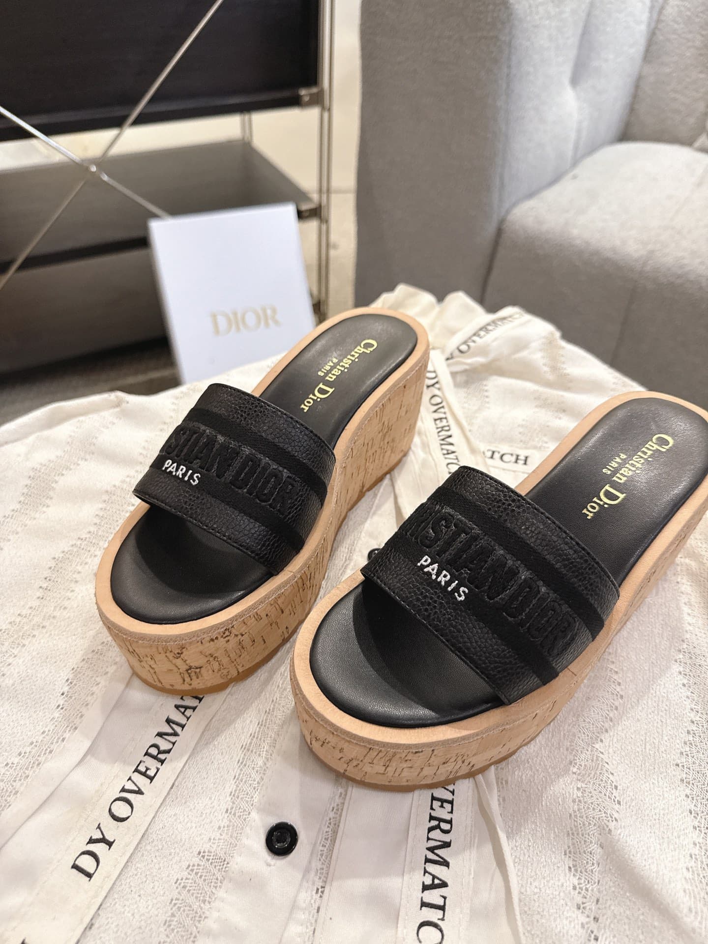 D5978 Dior Dior 2025 – New spring/summer model. Dway jelly-colored platform shoes with a CD logo embroidered on the upper, thick heel, round toe, and mixed-color toe-hiding slippers — image 7