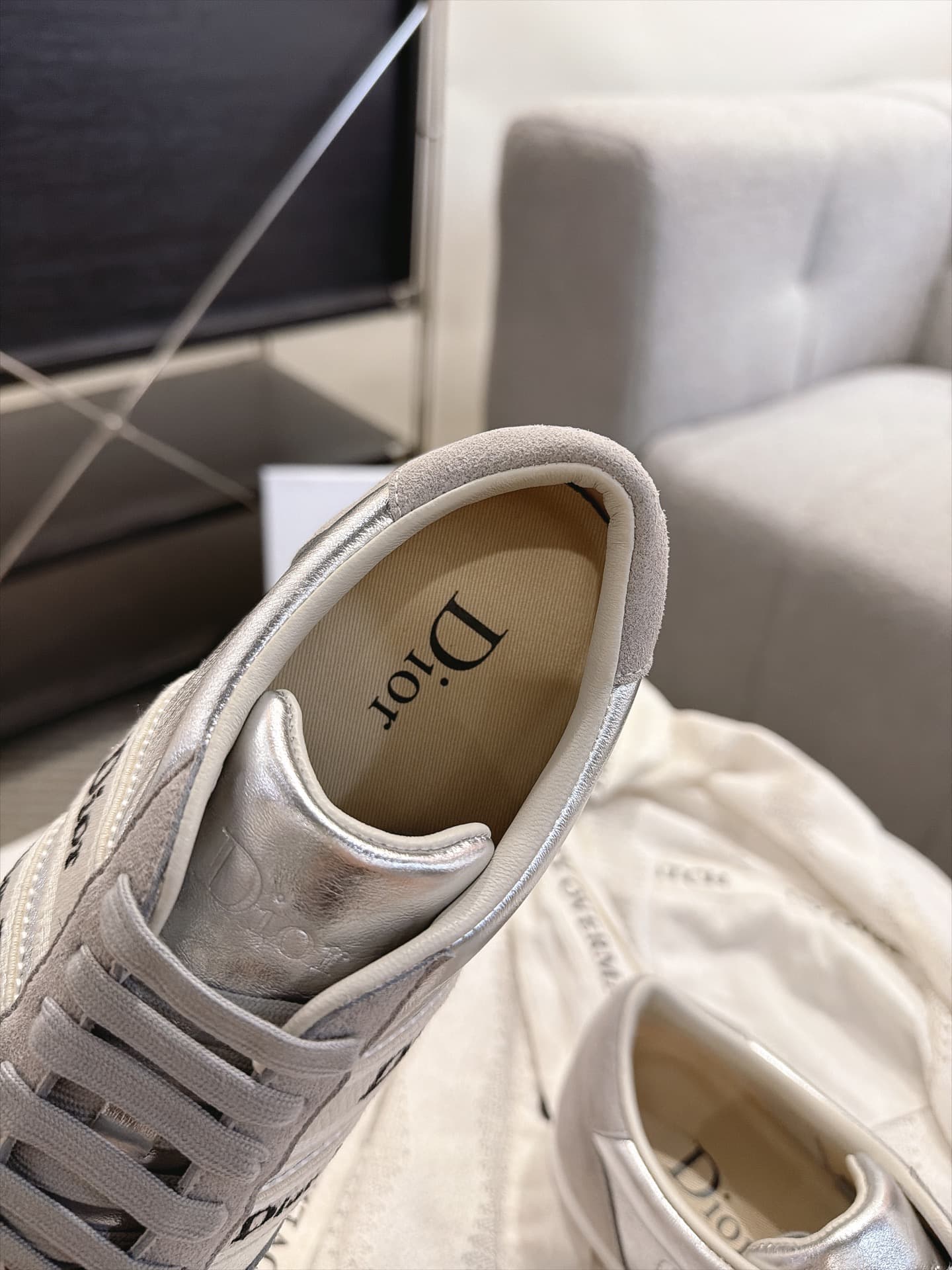 D5870 Vintage/retro Dior Ribbon lace embroidered sneakers, retro Dutch-style shoes — image 6