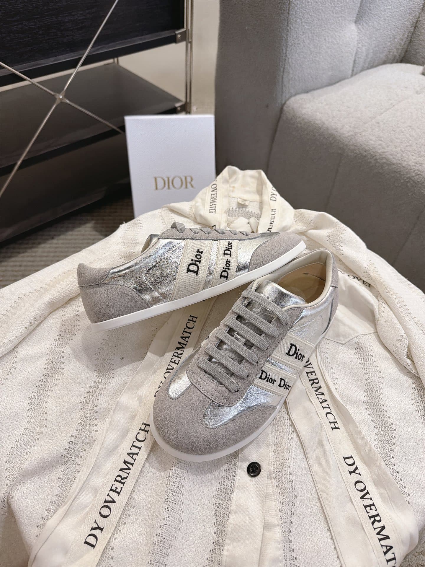 D5870 Vintage/retro Dior Ribbon lace embroidered sneakers, retro Dutch-style shoes — image 5
