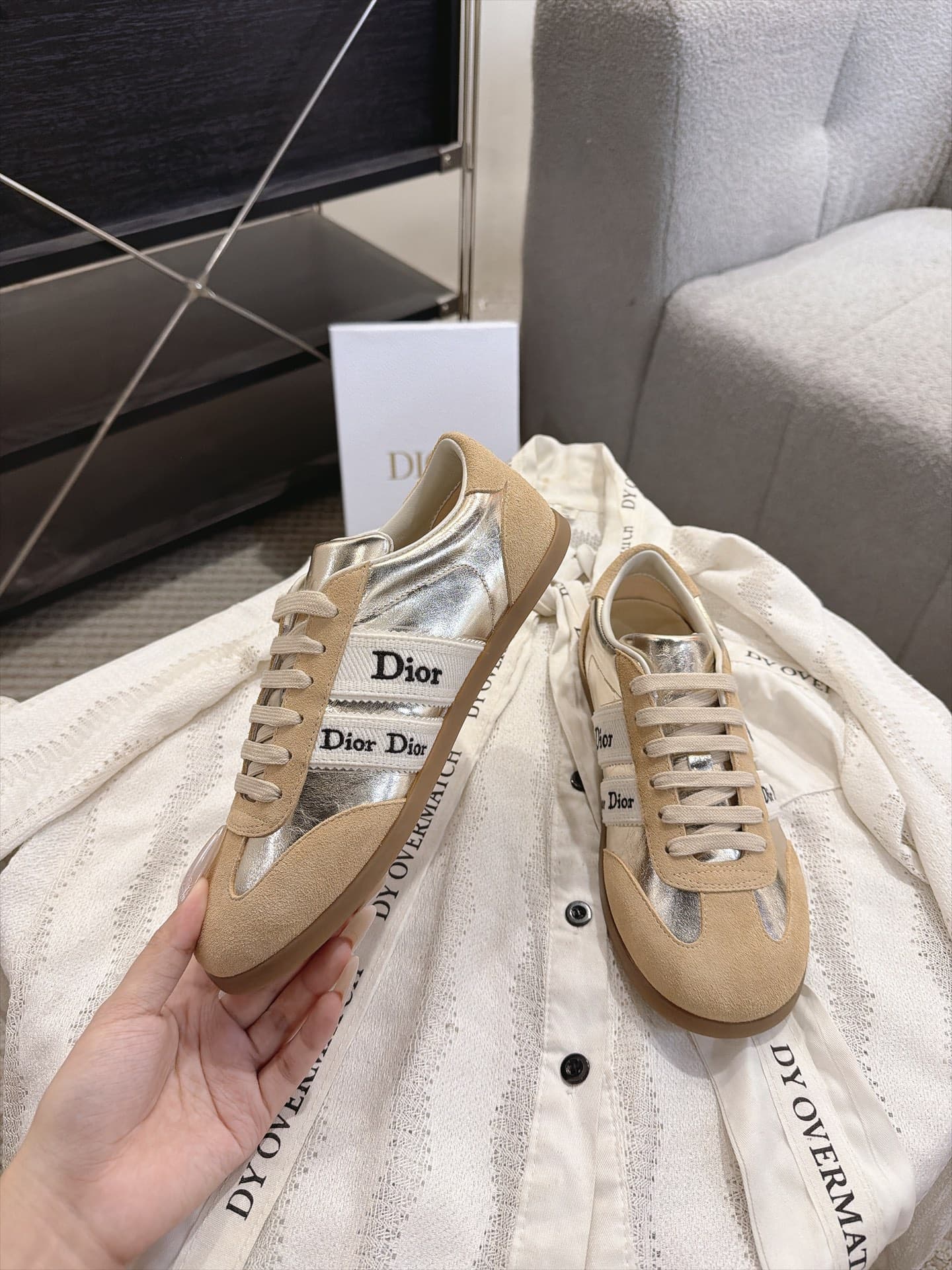 D5869 Vintage/retro Dior Ribbon fabric embroidery sneakers, retro Schuhe — image 3
