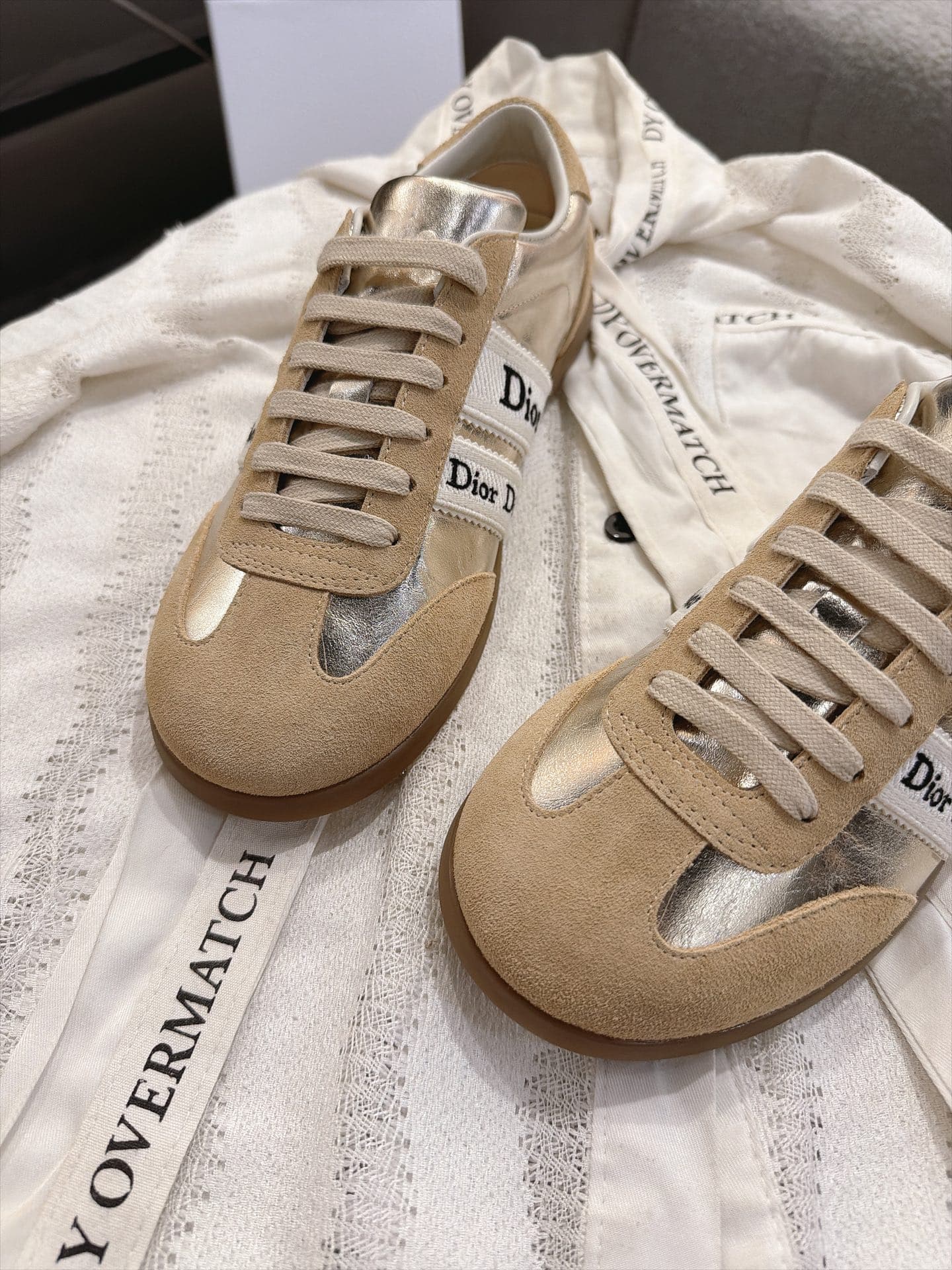 D5869 Vintage/retro Dior Ribbon fabric embroidery sneakers, retro Schuhe — image 5