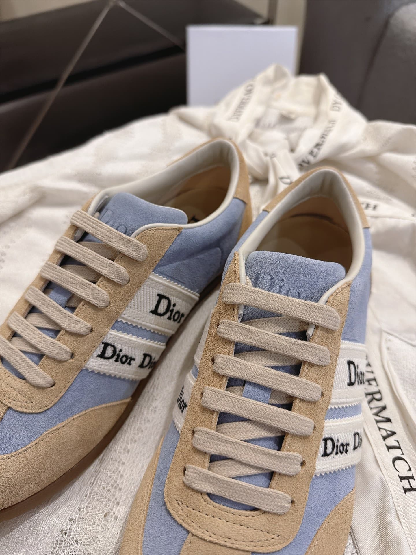 D5868 Vintage/retro Dior Ribbon lace embroidered sneakers, retro Schuhe — image 5