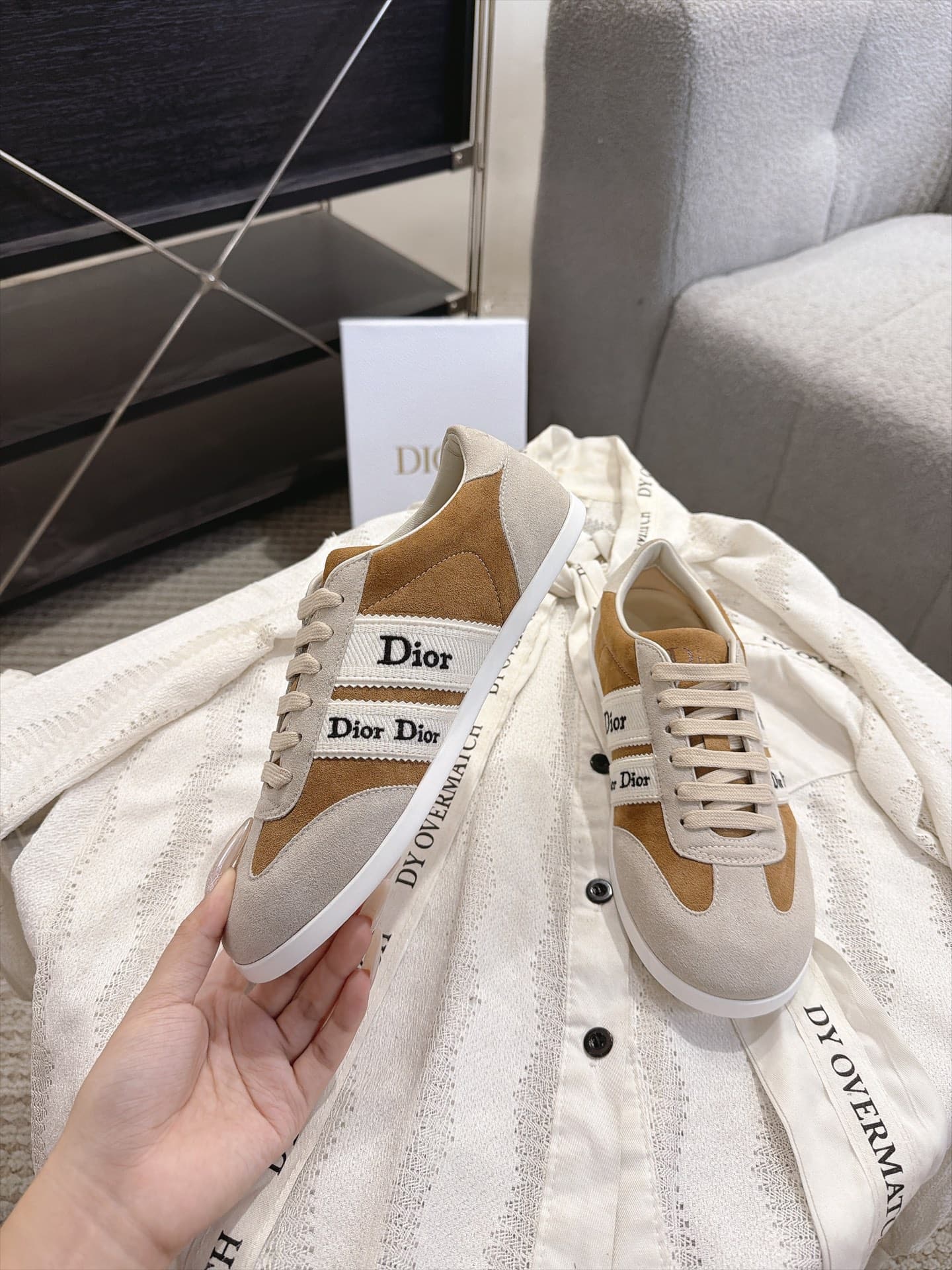 D5867 Vintage/retro Dior Ribbon lace embroidered sneakers, retro Schuhe — image 3