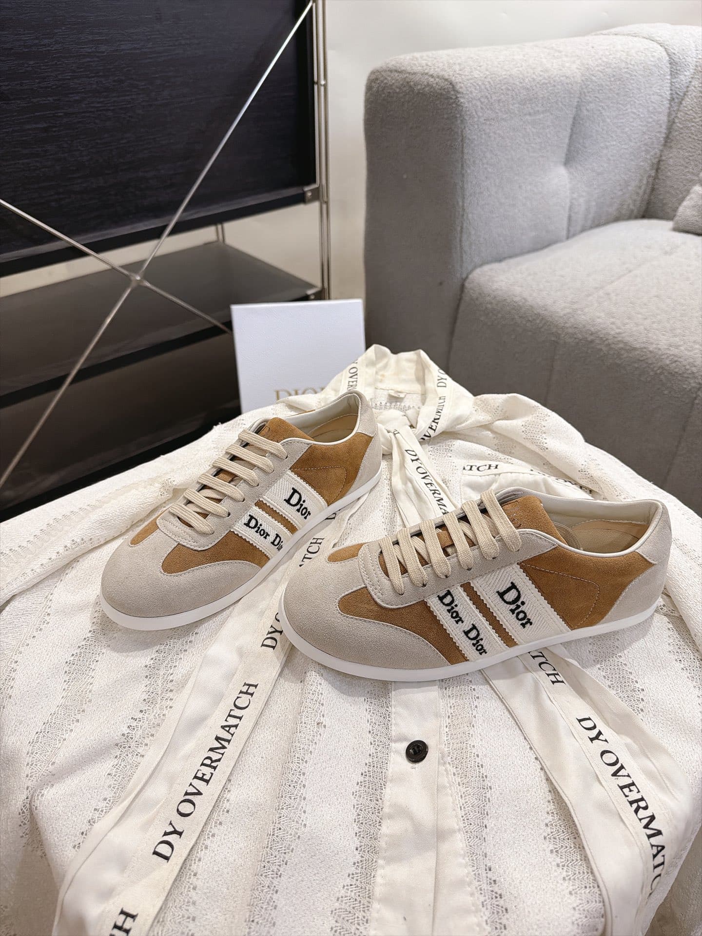 D5867 Vintage/retro Dior Ribbon lace embroidered sneakers, retro Schuhe — image 8