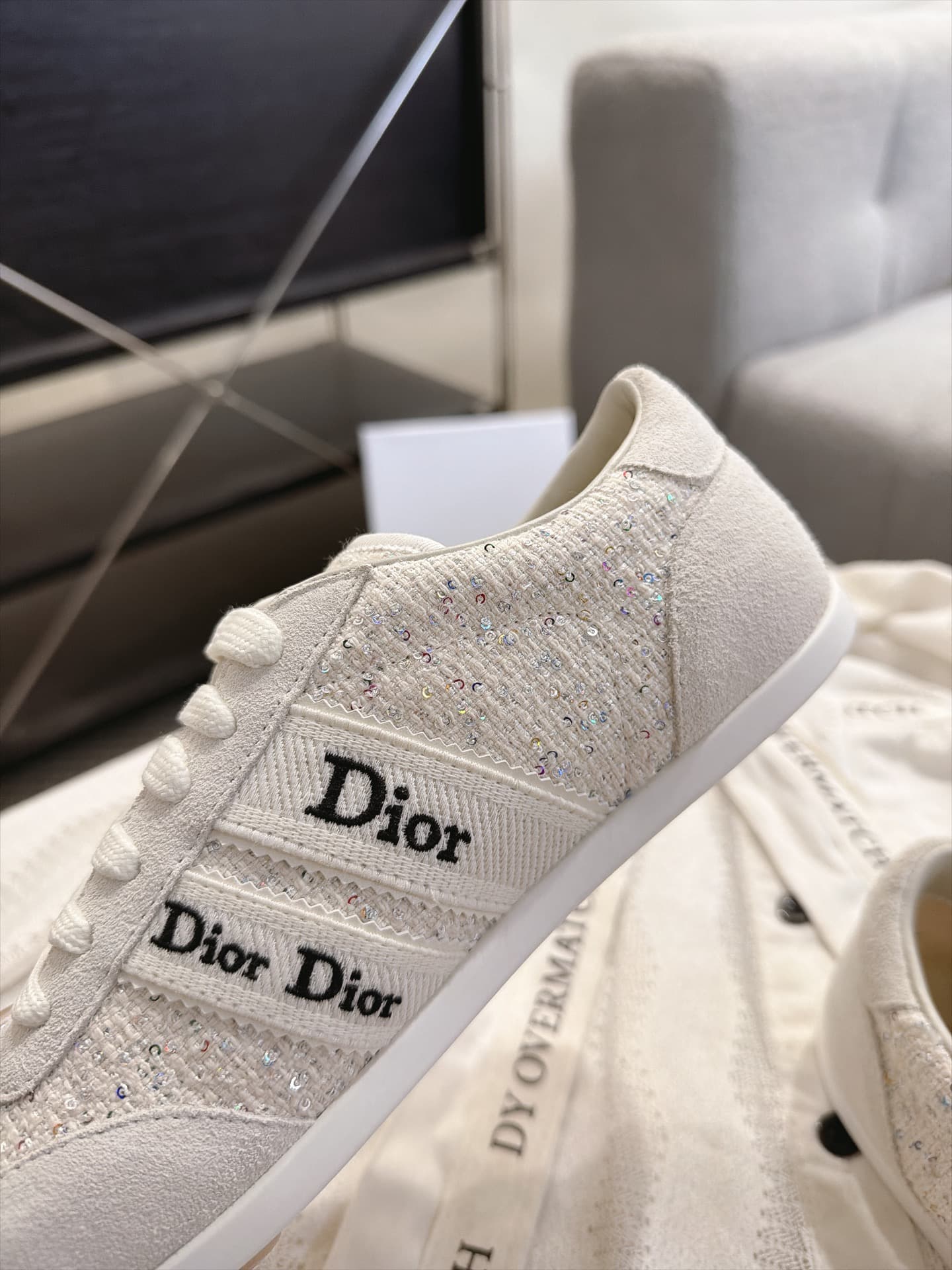 D5865 Vintage/retro Dior Ribbon lace embroidered sneakers, retro Schuhe — image 6