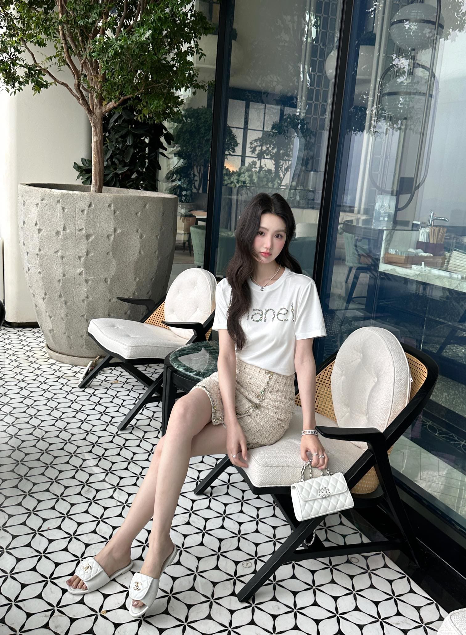 C18425 The galaxy shines 🪩chanel26 diamond short-sleeve shirt — image 4