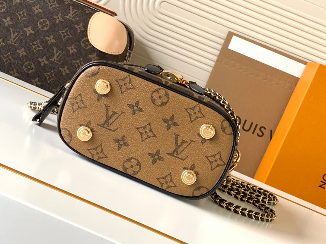C5106 [Dynamic Chips] M45165 – High-quality original model [Exclusive background footage] 2020. During spring and summer, Nicolas Ghesquitère contributes to the contemporary style that Louis Vuitton continues to create for its travel line. This urban hand — image 4