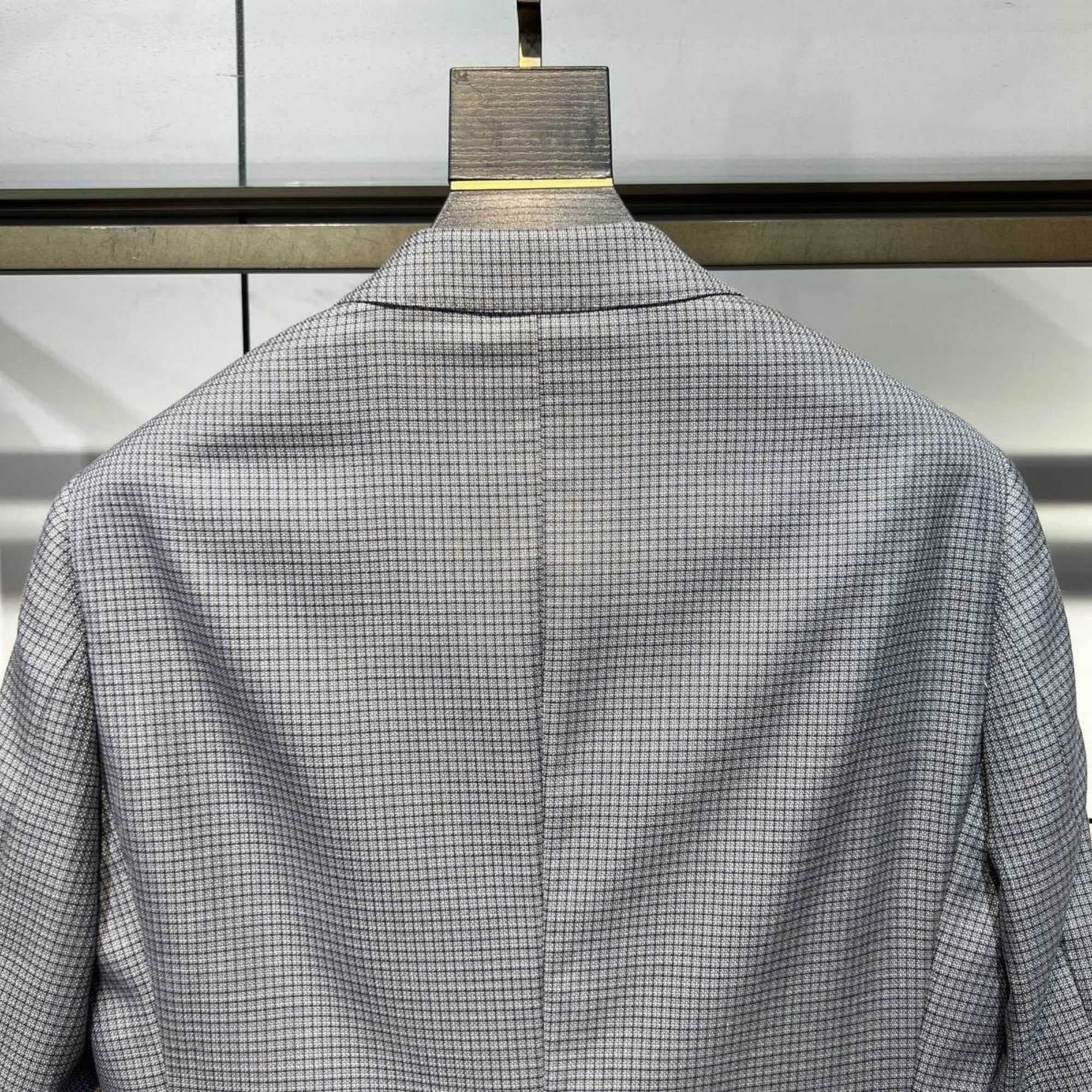 C17989 Single suit jacket, top-quality wool fabric. Fabric composition: 43% wool, 57% silk. Highly recommended by the store! A must-have item! 🔥 [Prada PRADA] Original high-end suit set, identical to the products on the official website. New designs from  — image 4