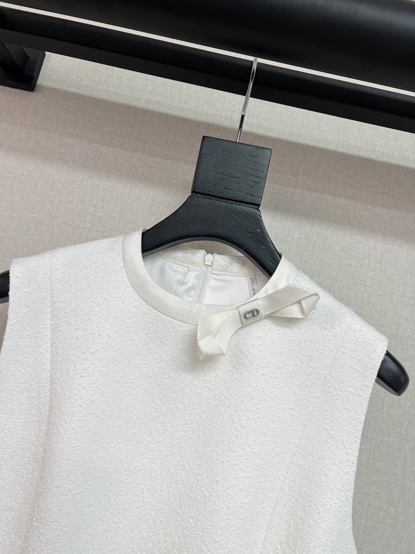C18400 High-quality ❤️di*r 2026ss Spring/Summer Collection — image 3
