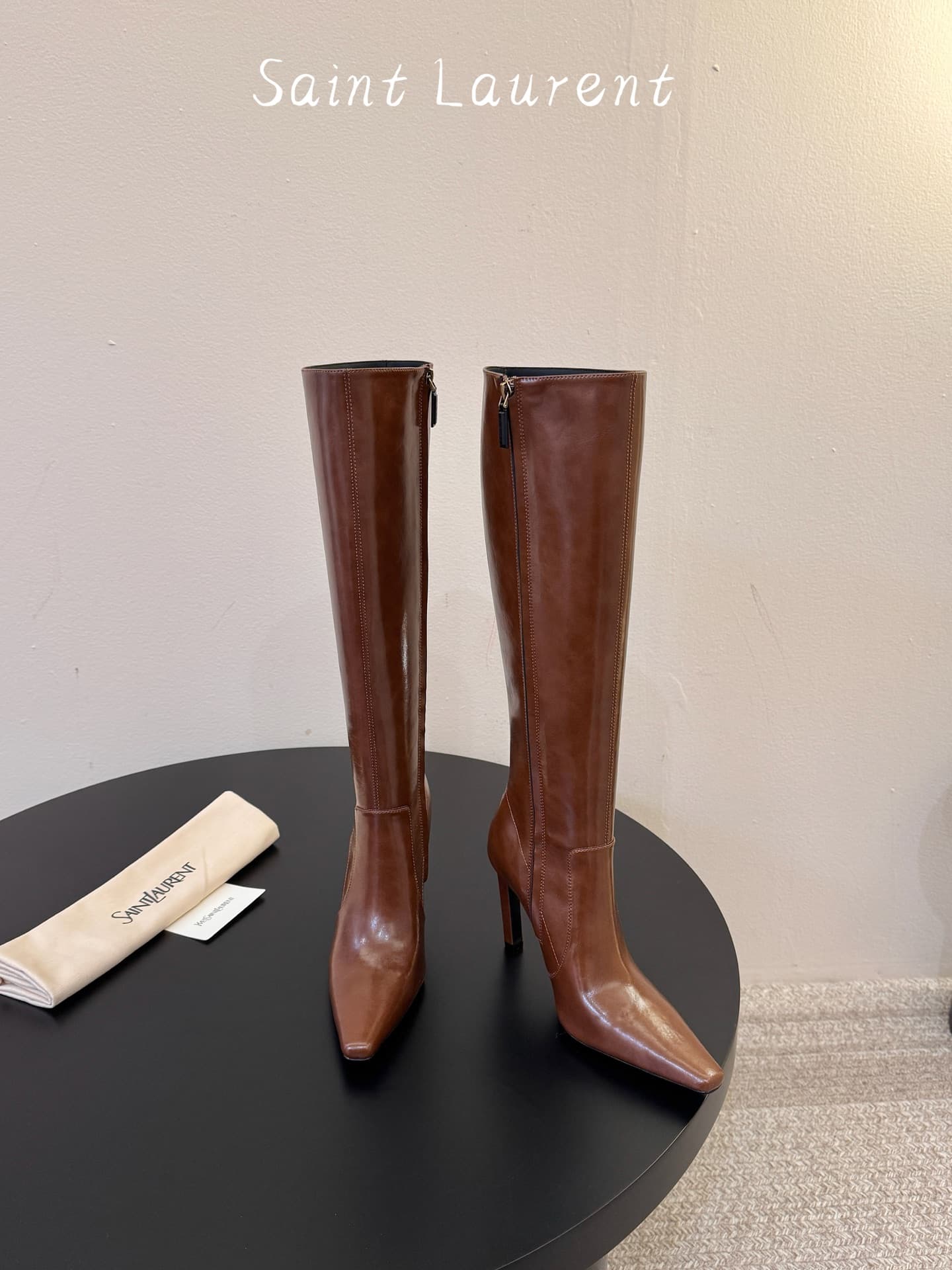 D12209 SAINT LAURENT – Fall/Winter runway boots for Saint Laurent — image 2