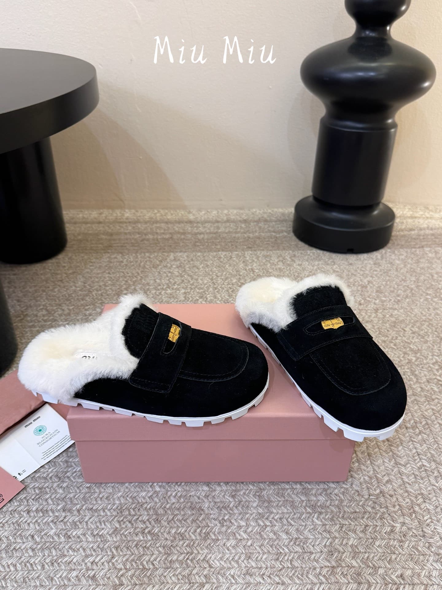 D10570 MiuMiu/缪缪’s latest popular autumn/winter boots with fur lining – semi-enclosed style — image 5