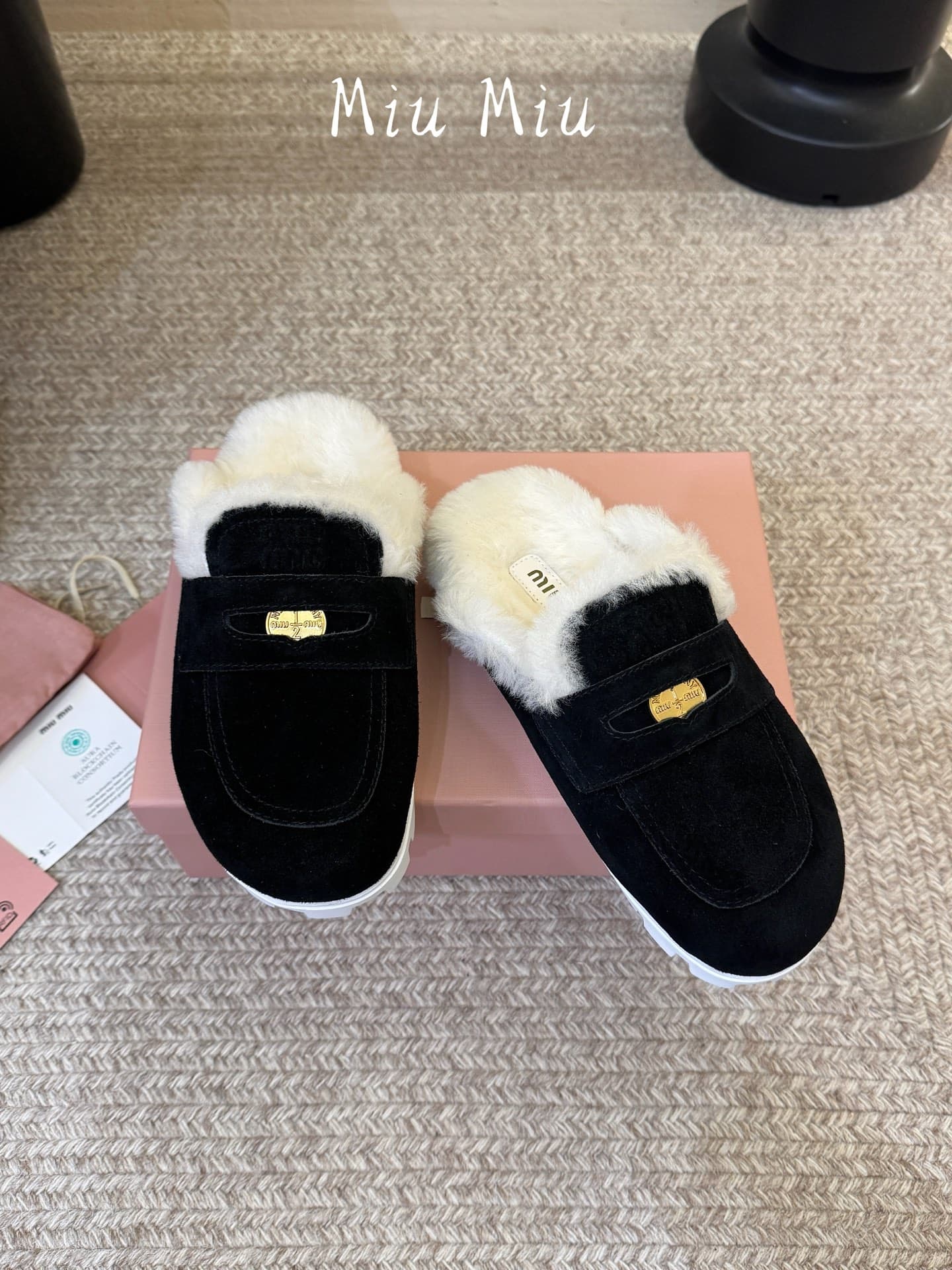D10570 MiuMiu/缪缪’s latest popular autumn/winter boots with fur lining – semi-enclosed style — image 3