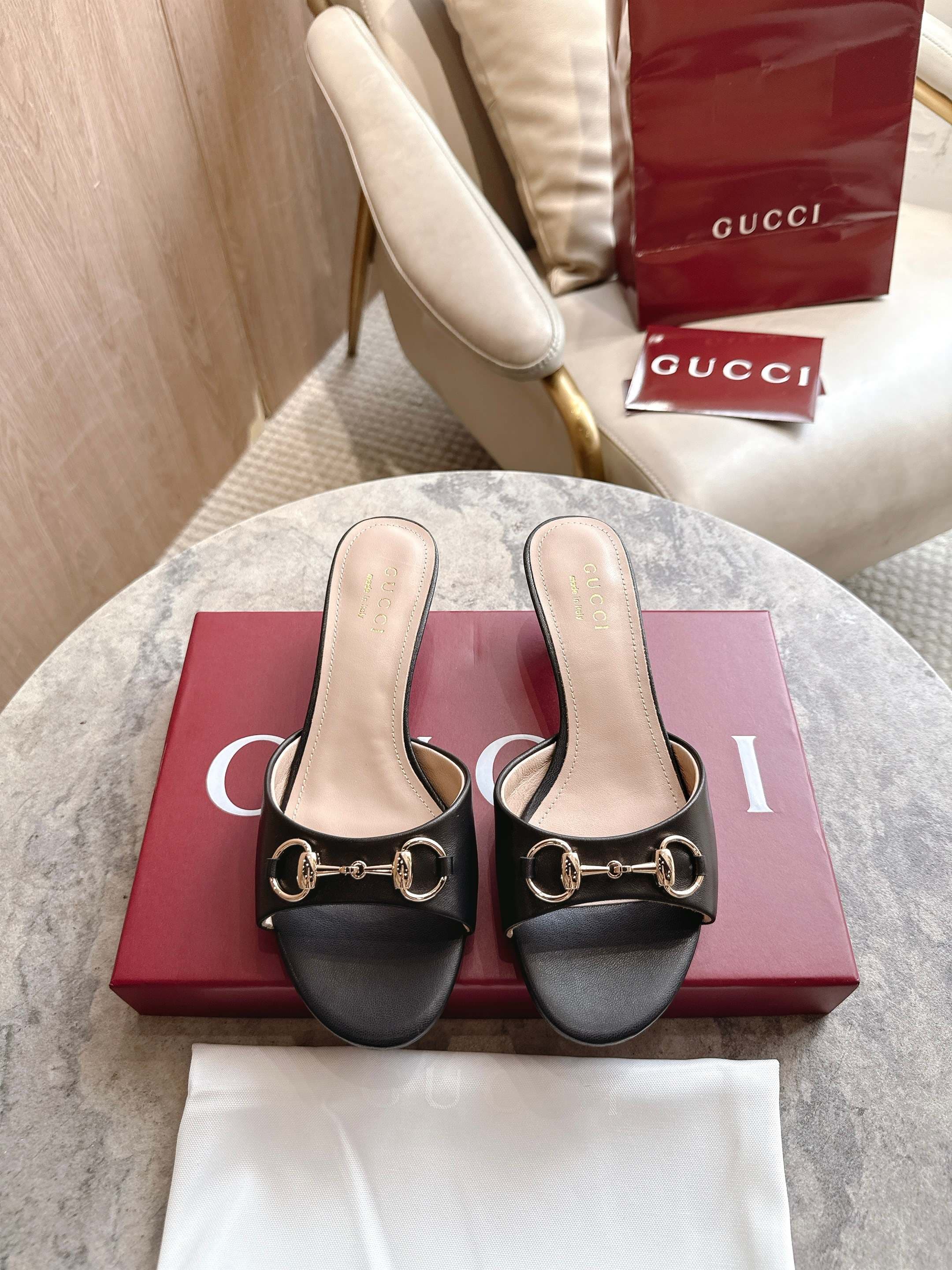D7218 🌸💰 (Leather sole + 40) — image 2