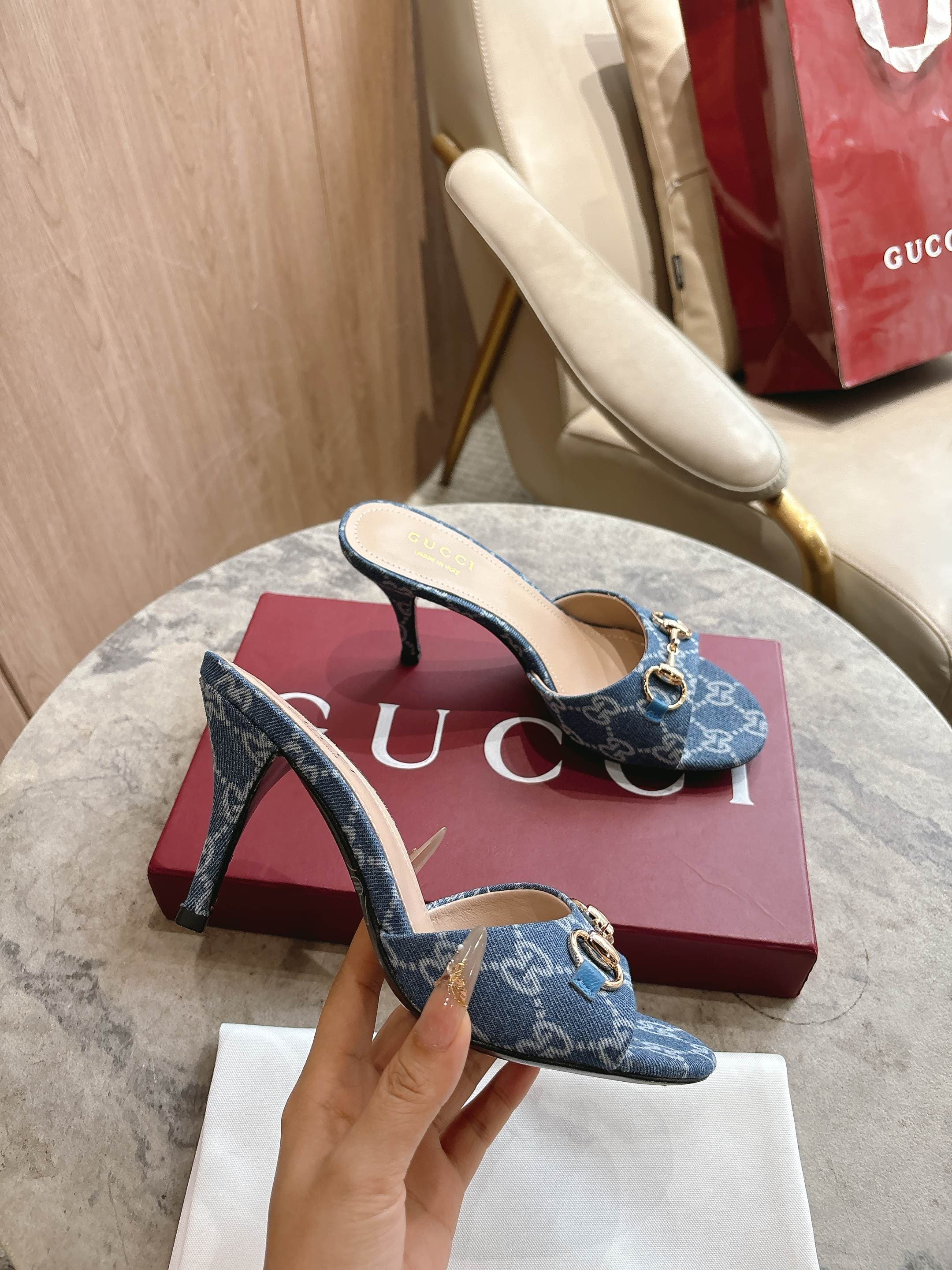 D7216 🌼💰 (Leather sole + 40) — image 2