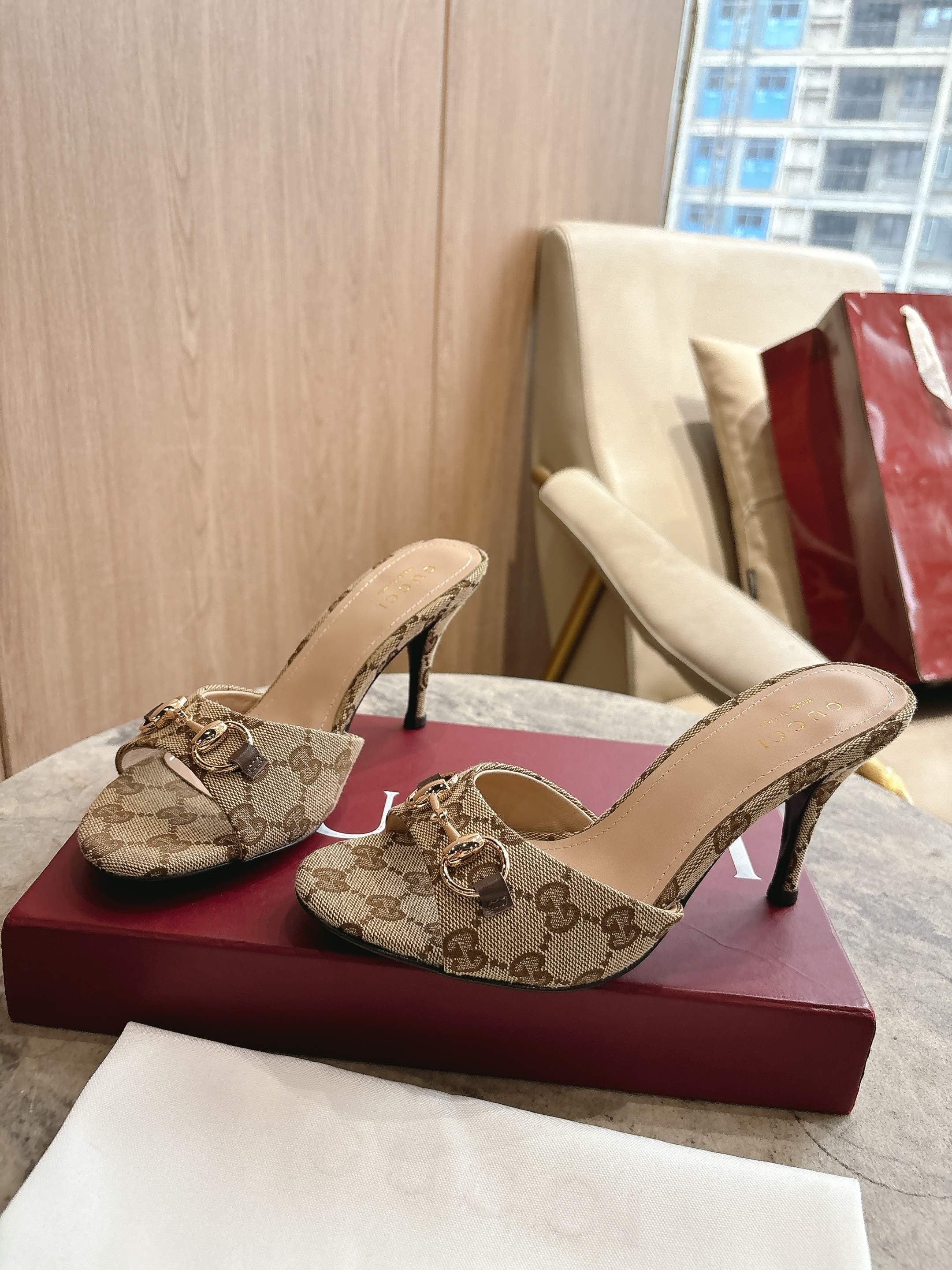 D7235 🌼💰 (Leather sole + 40) — image 4