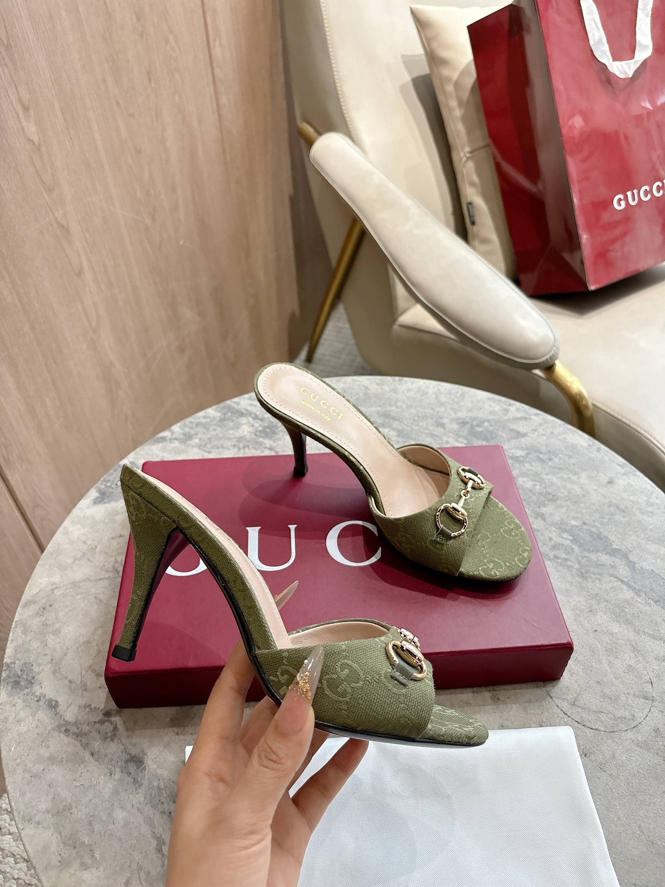 D7215 🌼💰 (Leather shoes + 40) — image 3