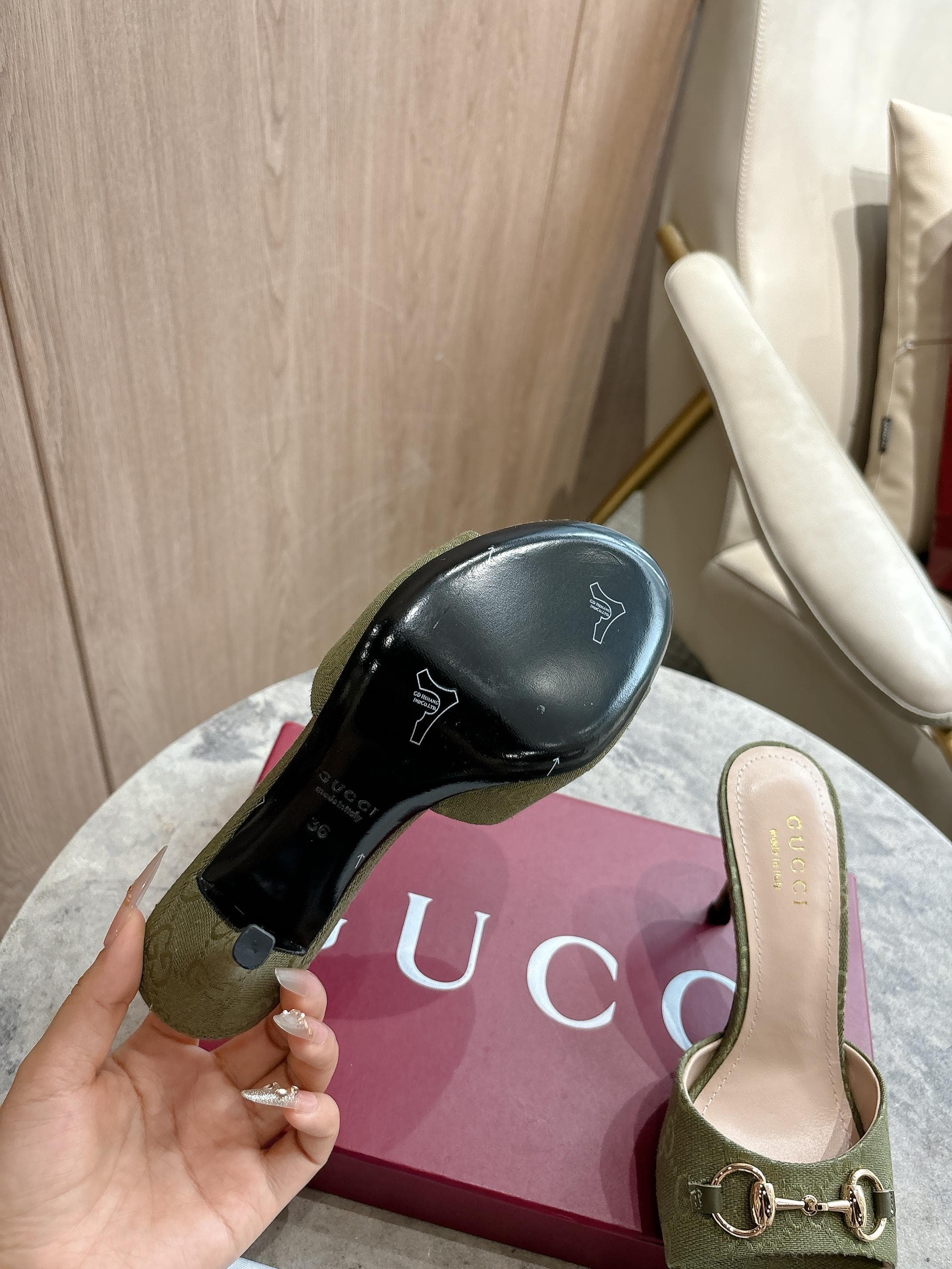 D7215 🌼💰 (Leather shoes + 40) — image 8