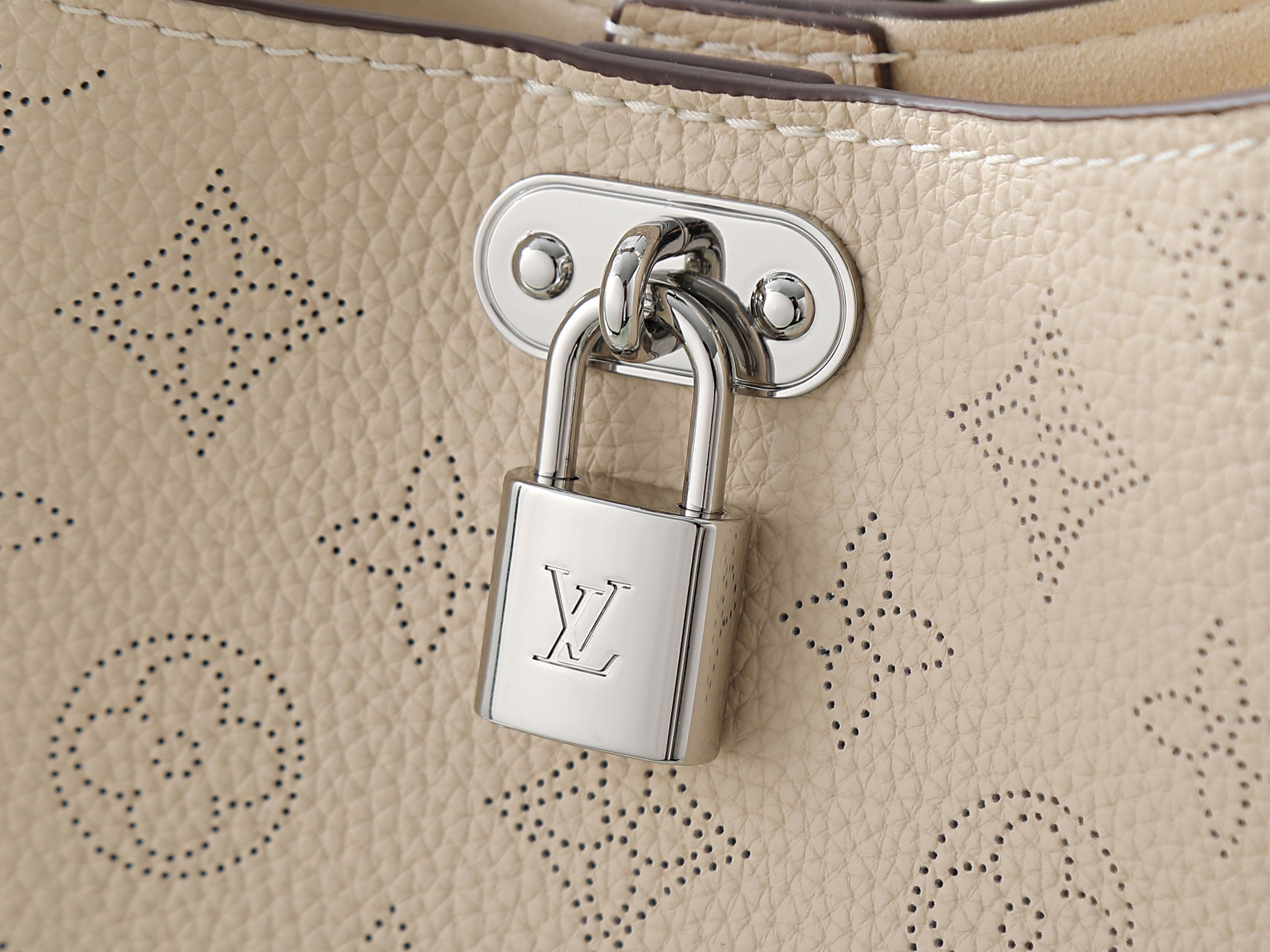 C5182 [Exclusive High-End Items, Real Photos Only] M27459 White Rice Color, Full Leather with Openings, Crossbody Bag, All Around Size; Small Handbag: m27336 Gray-Brown; m28306 Black; m27459 White Rice Color. This All Around small handbag belongs to the M — image 6