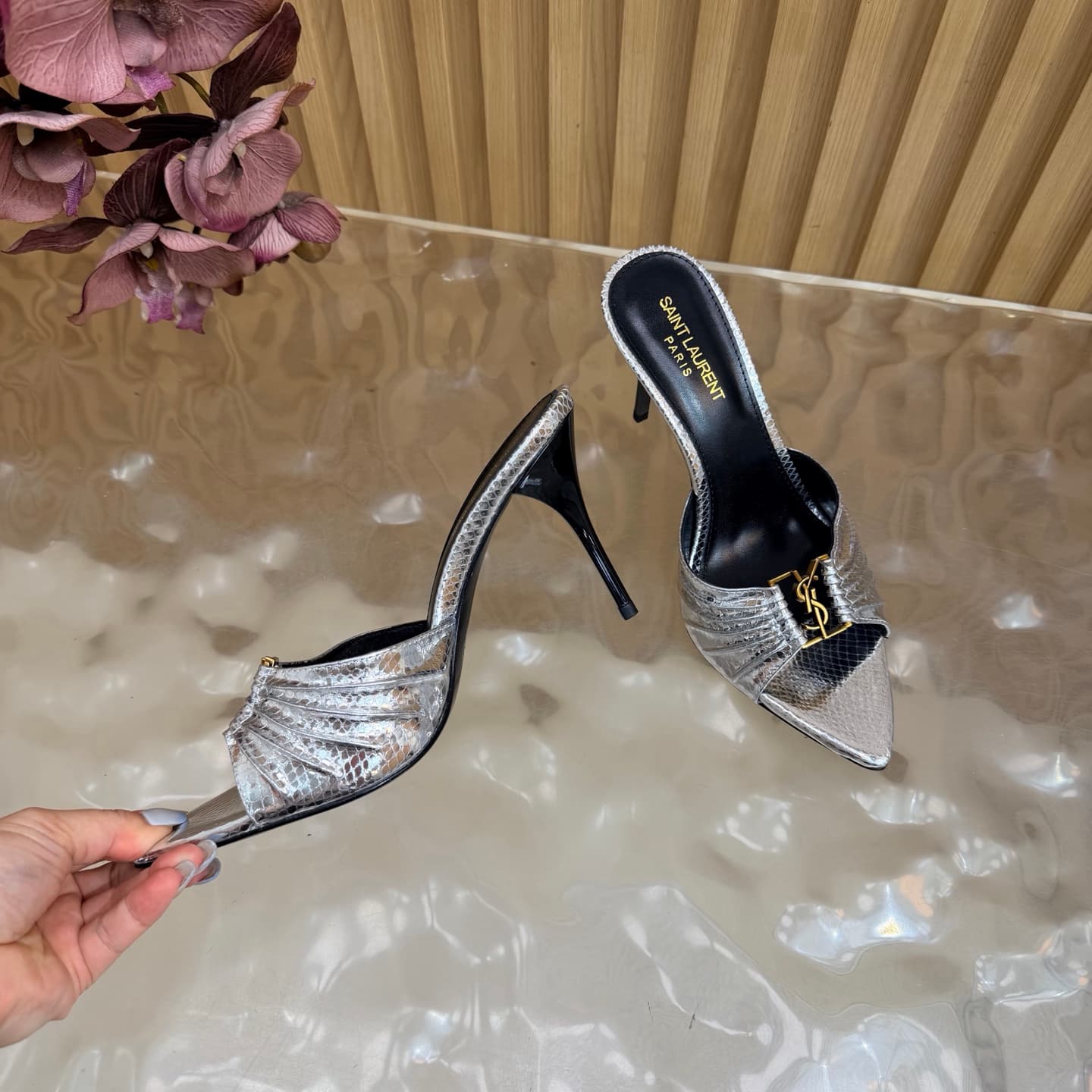 D12334 2026 Spring/Summer New Model YSL 🖤 Saint Laurent / Saint Laurent YSL slippers – an absolutely amazing and popular pair of slippers! — image 8