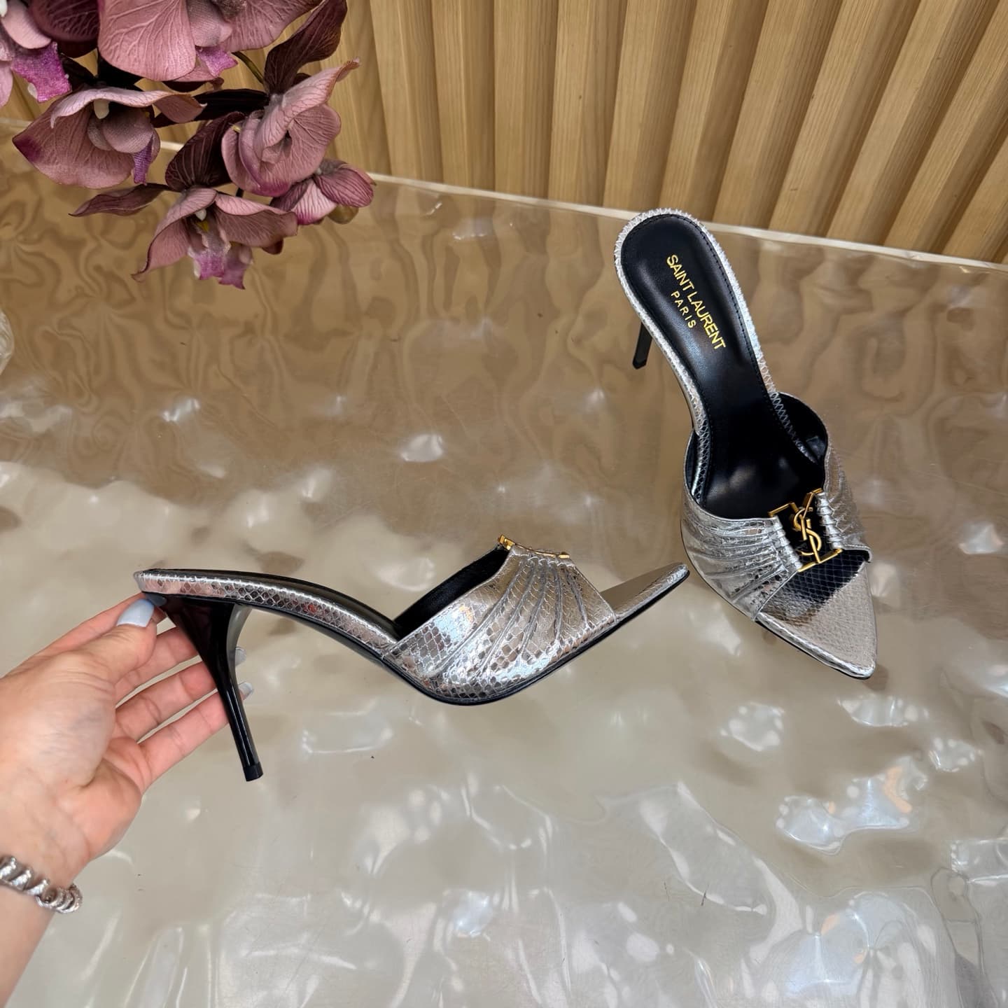 D12334 2026 Spring/Summer New Model YSL 🖤 Saint Laurent / Saint Laurent YSL slippers – an absolutely amazing and popular pair of slippers! — image 7