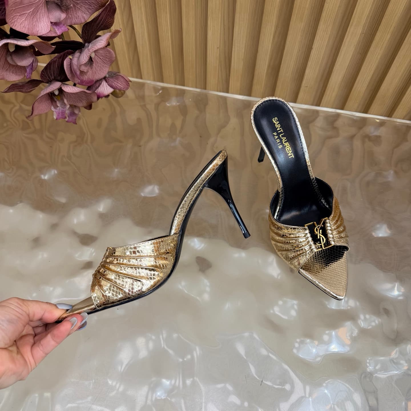 D12333 2026 Spring/Summer new model YSL 🖤 Saint Laurent / Saint Laurent YSL slippers – an absolutely amazing and popular pair of slippers! — image 7