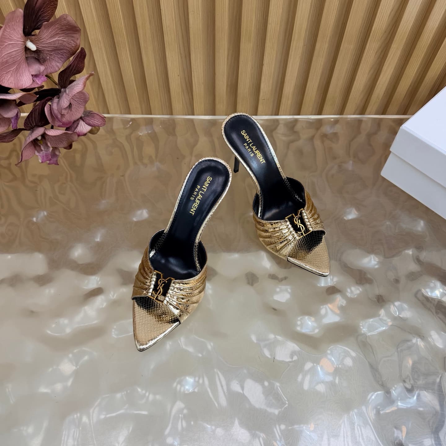 D12333 2026 Spring/Summer new model YSL 🖤 Saint Laurent / Saint Laurent YSL slippers – an absolutely amazing and popular pair of slippers! — image 6