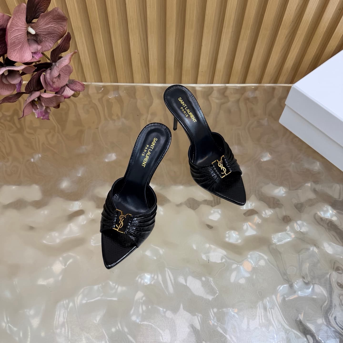 D12332 2026 Spring/Summer New Model YSL 🖤 Saint Laurent / Saint Laurent YSL slippers – an absolutely amazing and popular pair of slippers! — image 6