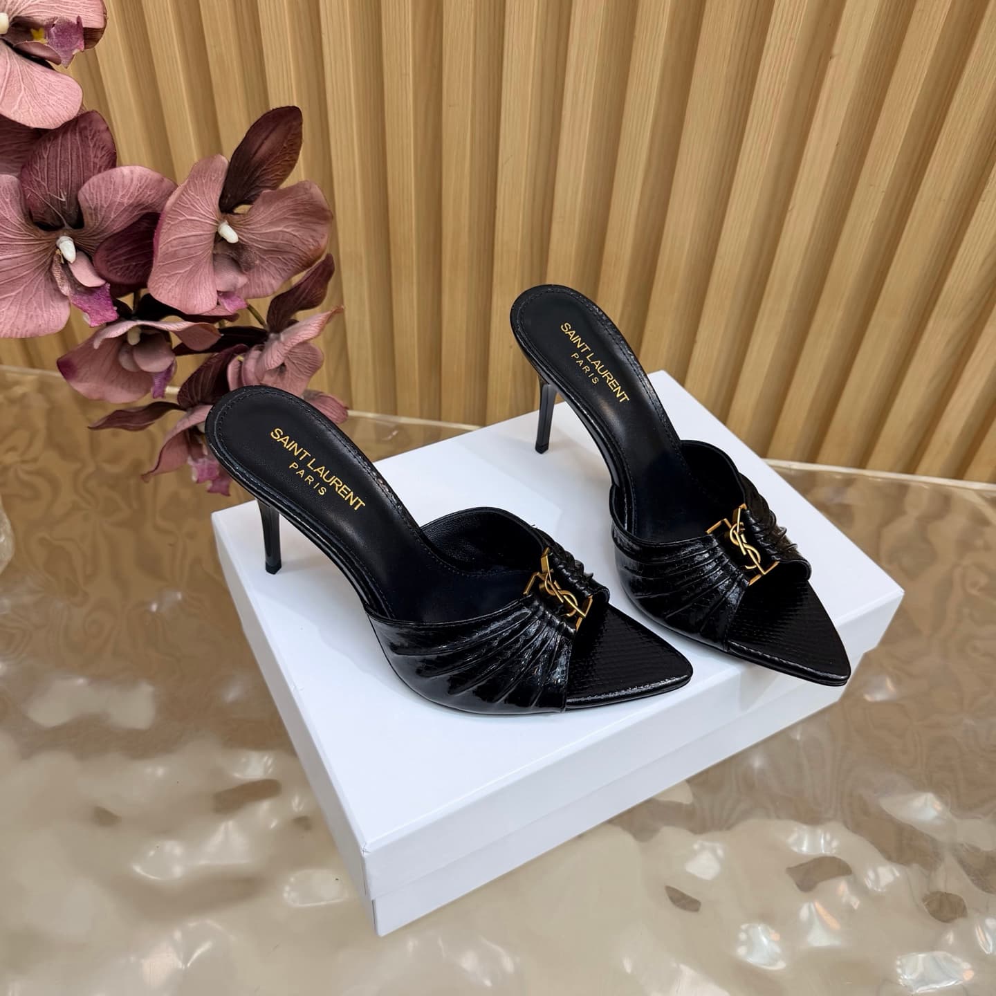D12332 2026 Spring/Summer New Model YSL 🖤 Saint Laurent / Saint Laurent YSL slippers – an absolutely amazing and popular pair of slippers! — image 3