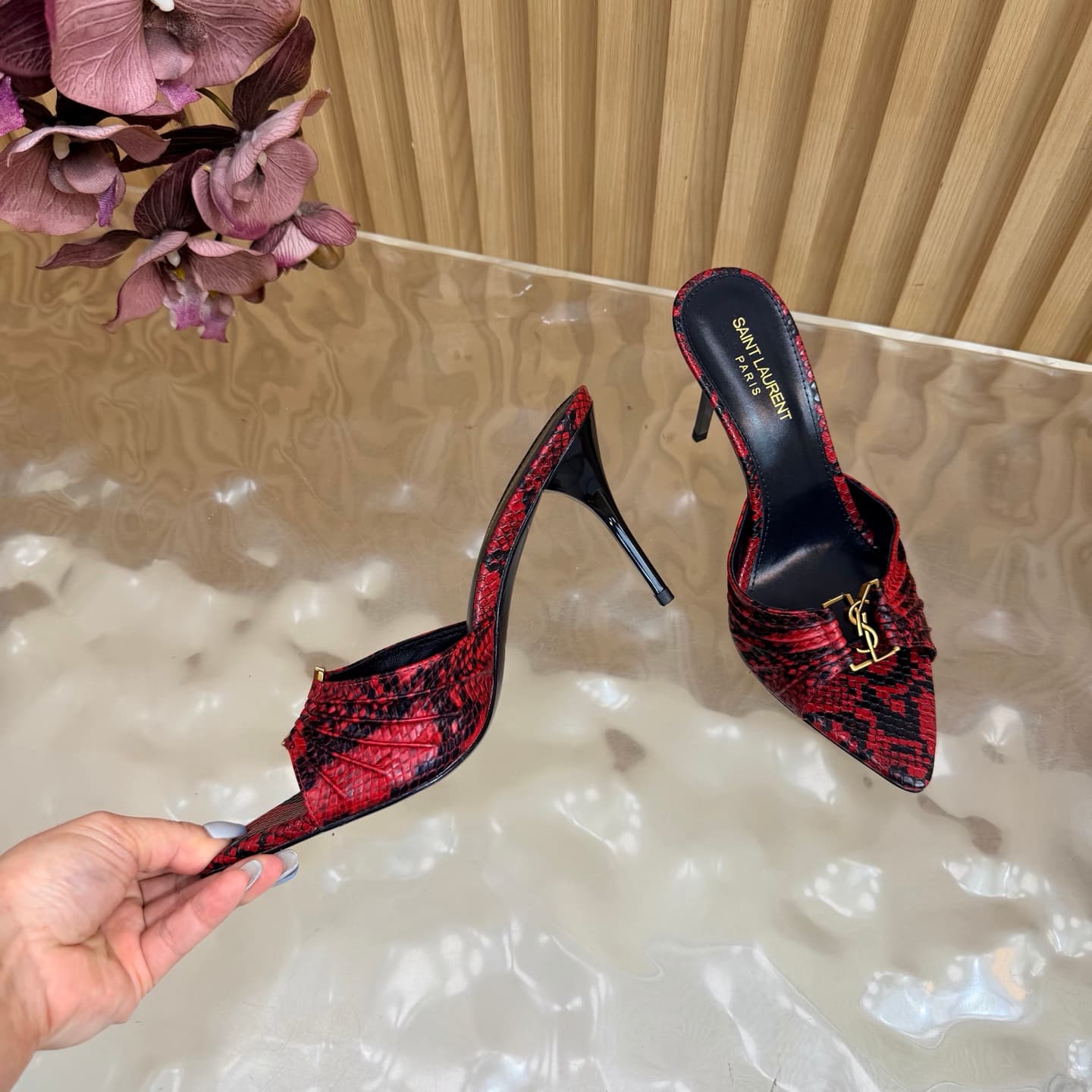 D12328 2026 Spring/Summer New Model YSL 🖤 Saint Laurent / Saint Laurent YSL slippers – an absolutely amazing and popular pair of slippers! — image 8