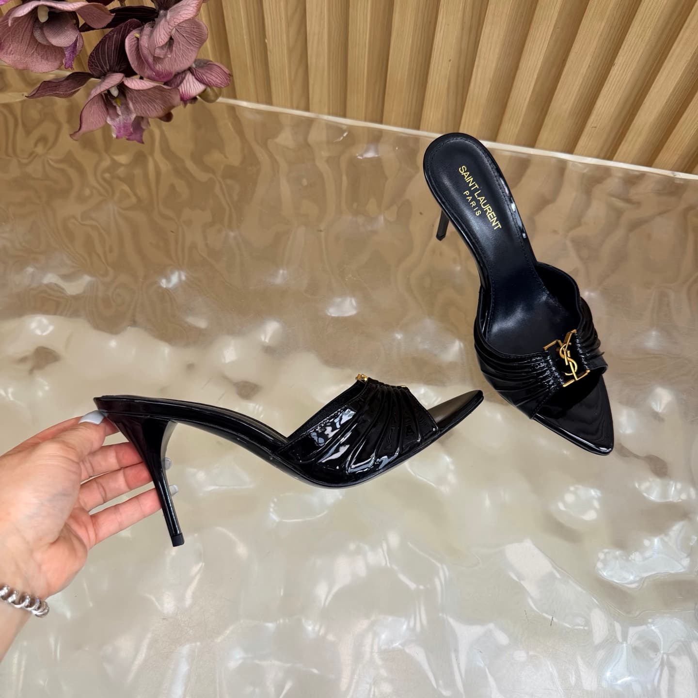 D12359 2026 Spring/Summer new model YSL 🖤 Saint Laurent / Saint Laurent YSL slippers – an absolutely amazing and popular pair of slippers! — image 6