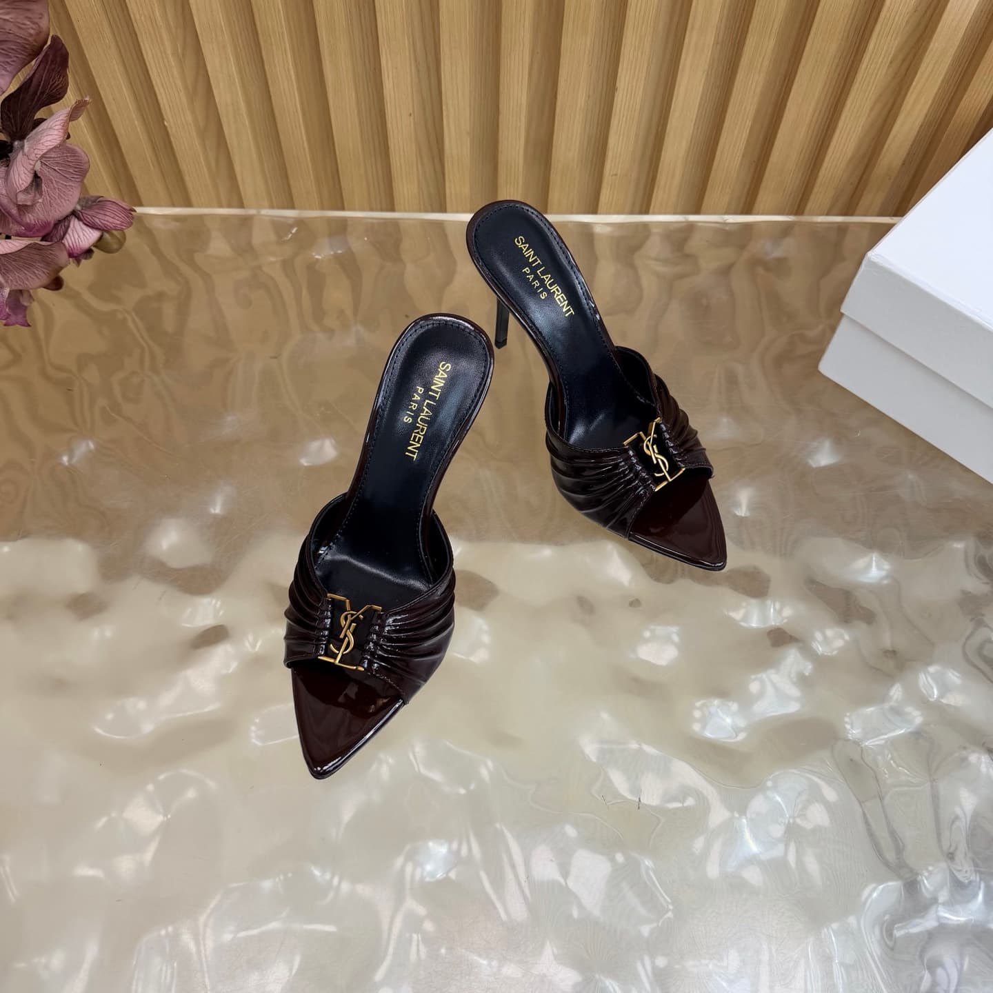 D12358 2026 Spring/Summer new model YSL 🖤 Saint Laurent / Saint Laurent YSL slippers – an absolutely amazing and popular pair of slippers! — image 6