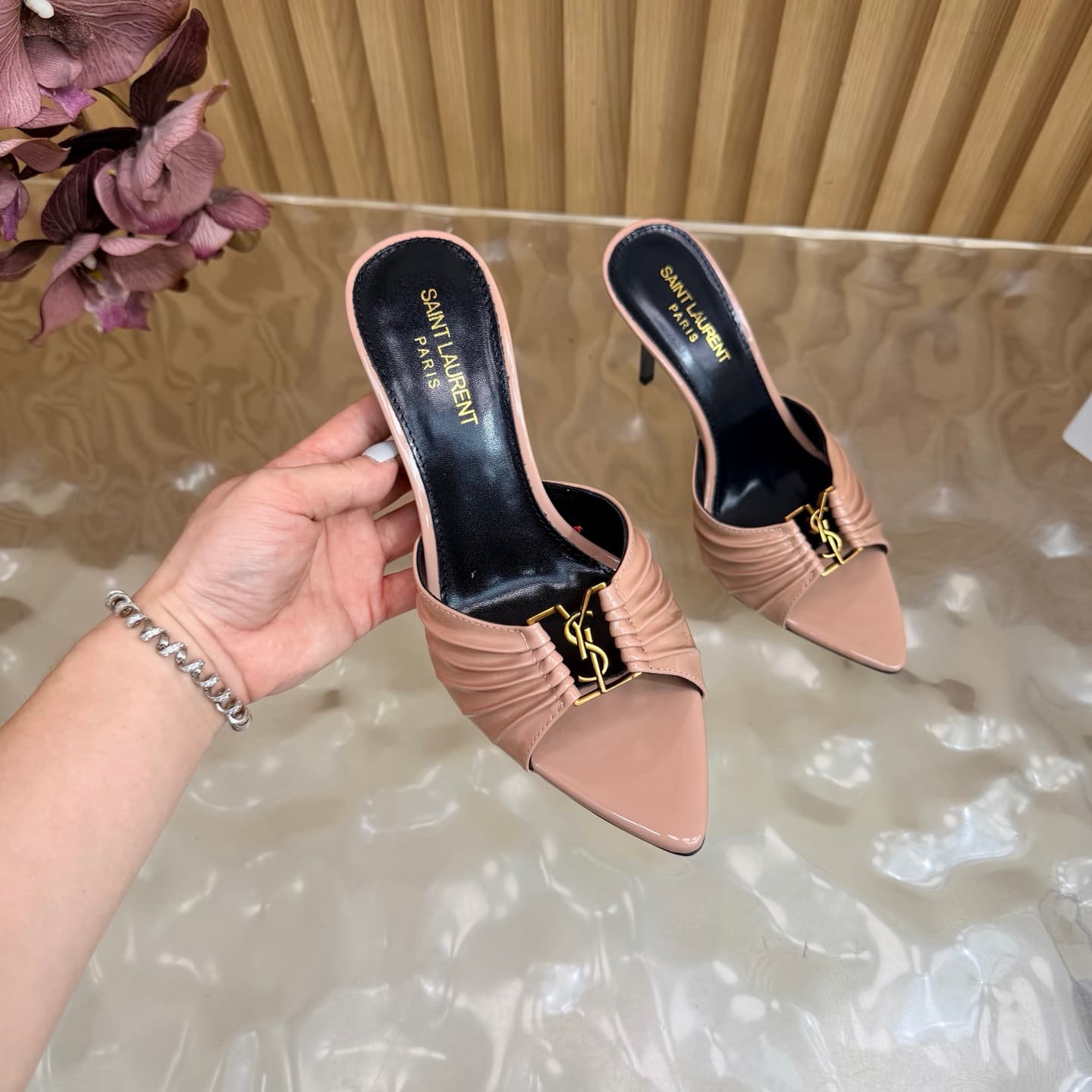 D12357 2026 Spring/Summer New Model YSL 🖤 Saint Laurent / Saint Laurent YSL slippers – an absolutely amazing and popular pair of slippers! — image 8