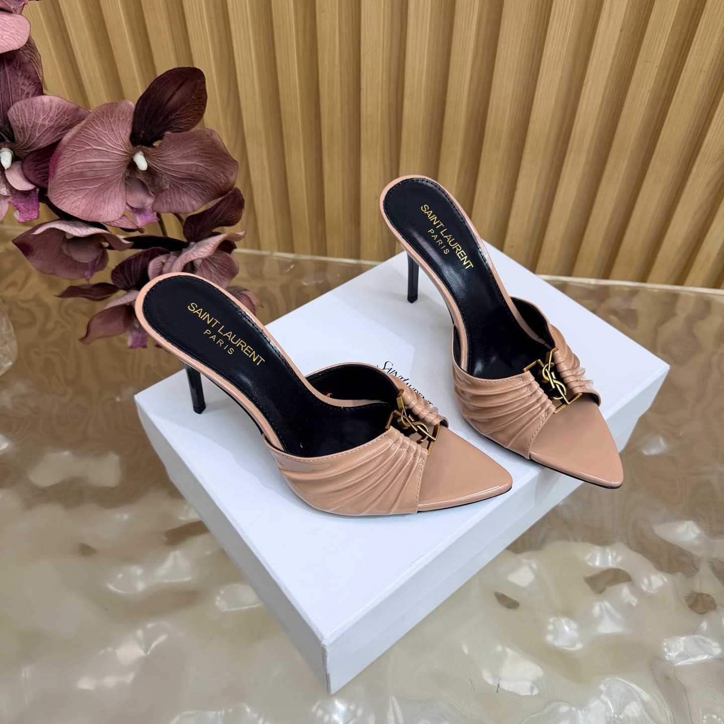 D12357 2026 Spring/Summer New Model YSL 🖤 Saint Laurent / Saint Laurent YSL slippers – an absolutely amazing and popular pair of slippers! — image 3