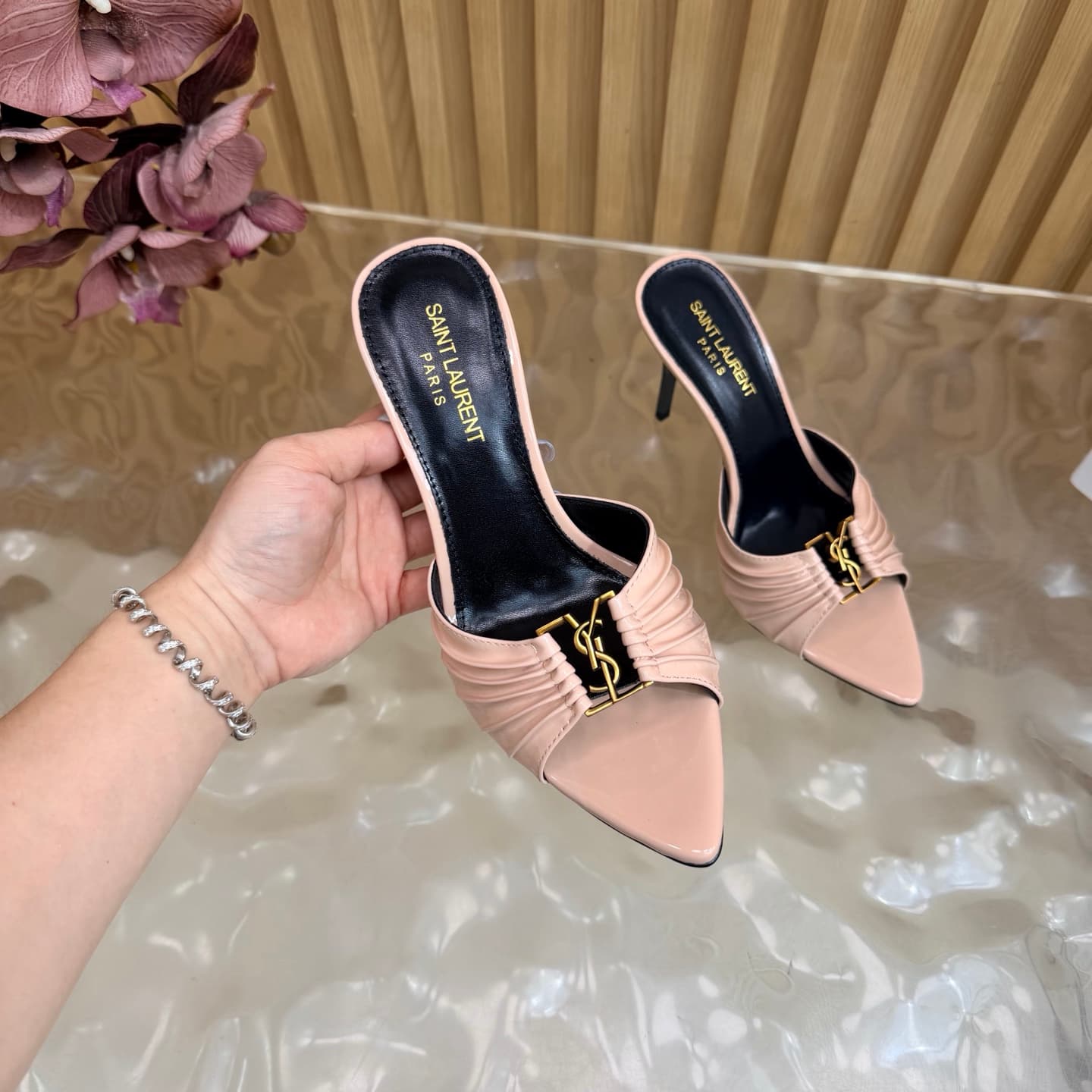 D12356 2026 Spring/Summer New Model YSL 🖤 Saint Laurent / Saint Laurent YSL slippers – an absolutely amazing and popular model of slippers! — image 7