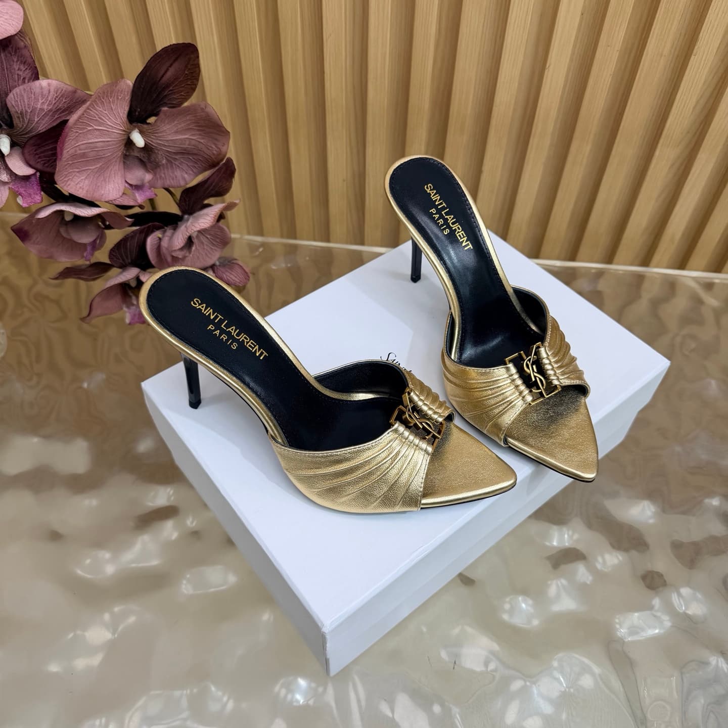 D12355 2026 Spring/Summer new model YSL 🖤 Saint Laurent / Saint Laurent YSL slippers – an absolutely amazing and popular pair of slippers! — image 3