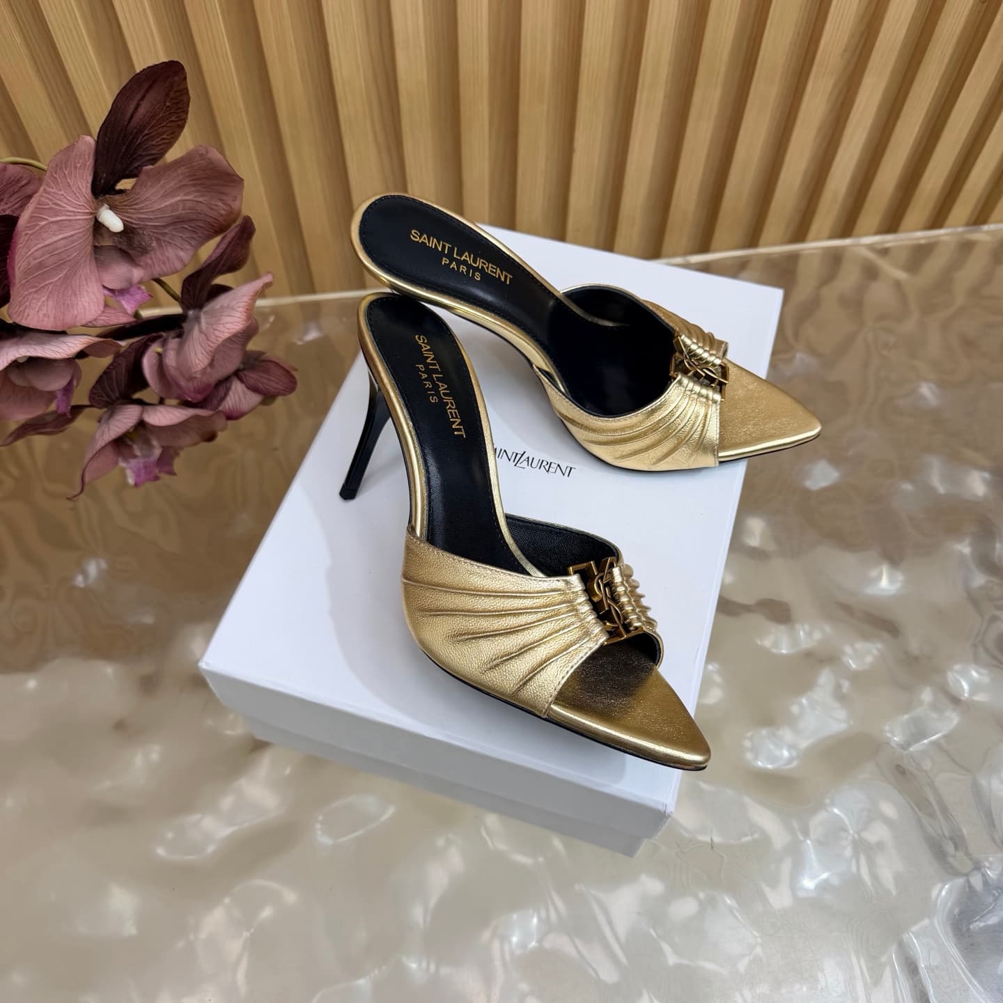 D12355 2026 Spring/Summer new model YSL 🖤 Saint Laurent / Saint Laurent YSL slippers – an absolutely amazing and popular pair of slippers! — image 2