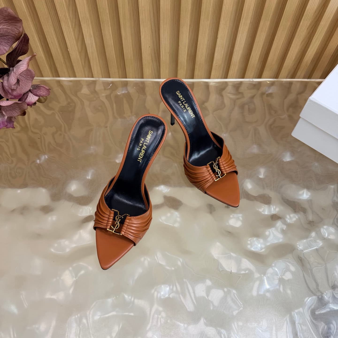 D12353 2026 Spring/Summer New Model YSL 🖤 Saint Laurent / Saint Laurent YSL slippers – an absolutely amazing and popular pair of slippers! — image 6