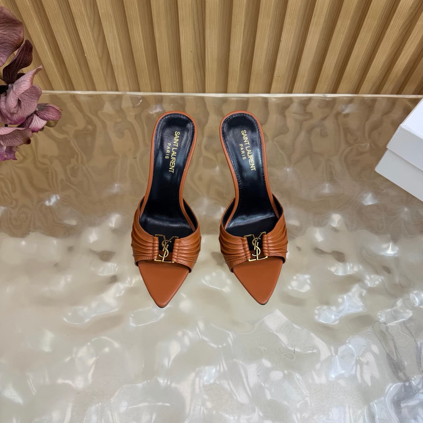 D12353 2026 Spring/Summer New Model YSL 🖤 Saint Laurent / Saint Laurent YSL slippers – an absolutely amazing and popular pair of slippers! — image 4