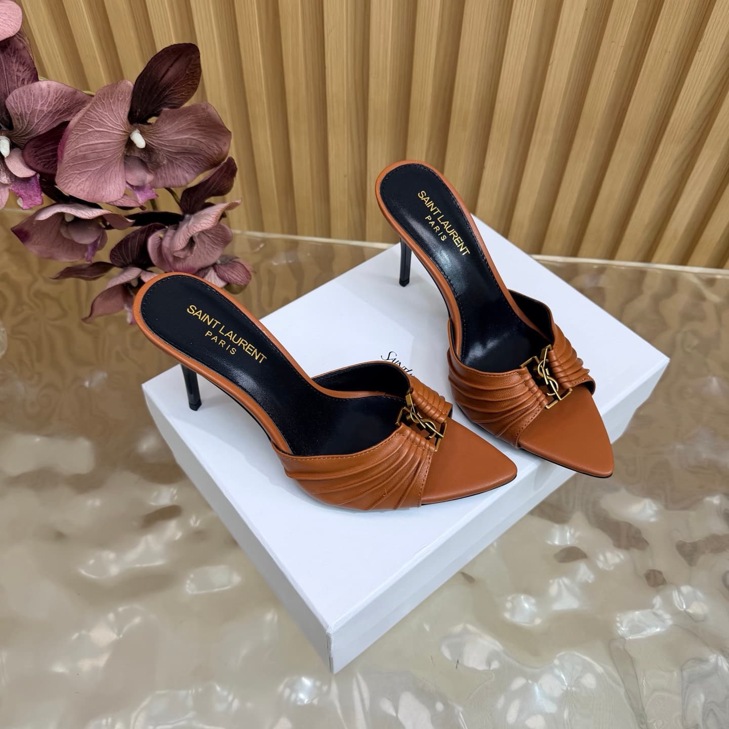 D12353 2026 Spring/Summer New Model YSL 🖤 Saint Laurent / Saint Laurent YSL slippers – an absolutely amazing and popular pair of slippers! — image 3