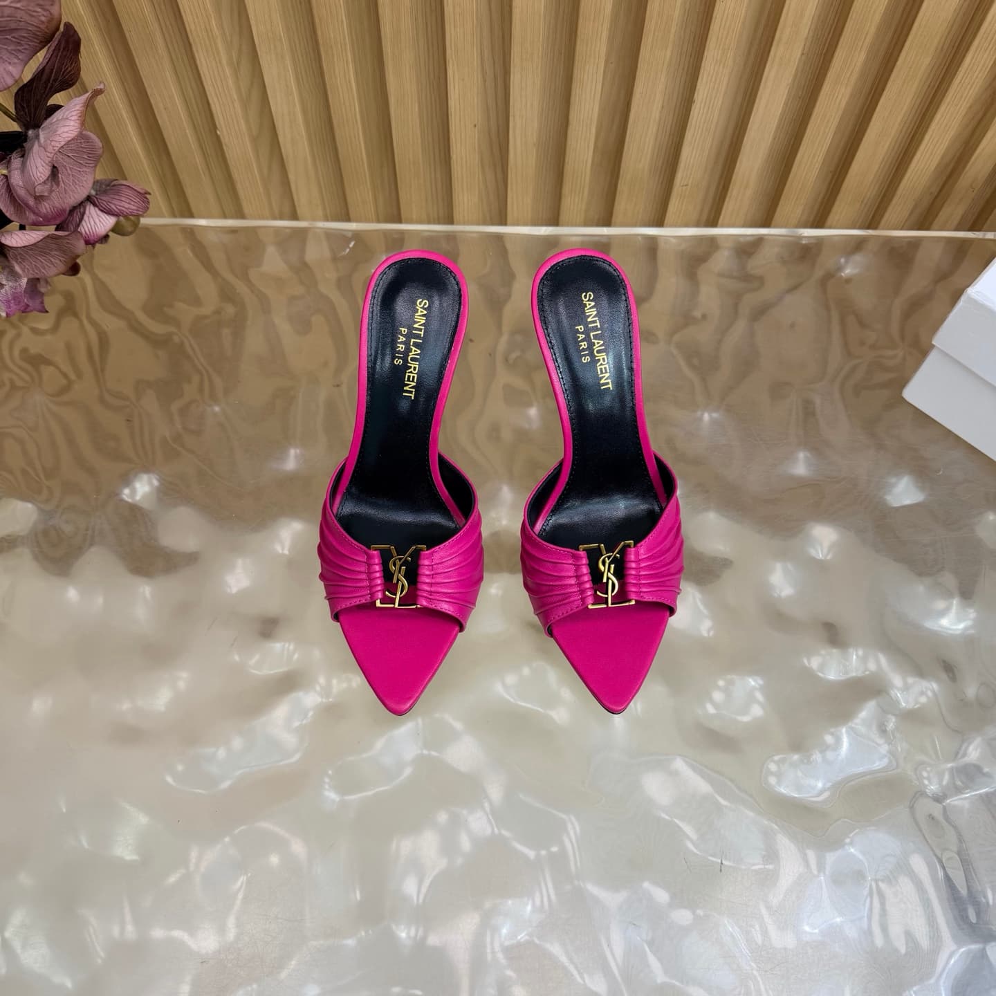 D12350 2026 Spring/Summer new model YSL 🖤 Saint Laurent / Saint Laurent YSL slippers – an absolutely amazing and popular pair of slippers! — image 4