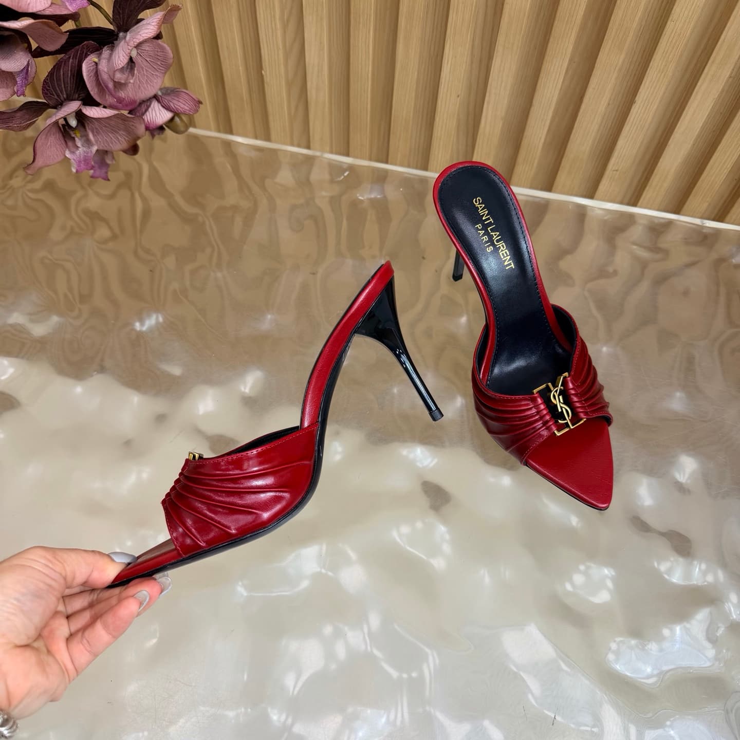 D12352 2026 Spring/Summer New Model YSL 🖤 Saint Laurent / Saint Laurent YSL slippers – an absolutely amazing and popular model of slippers! — image 8