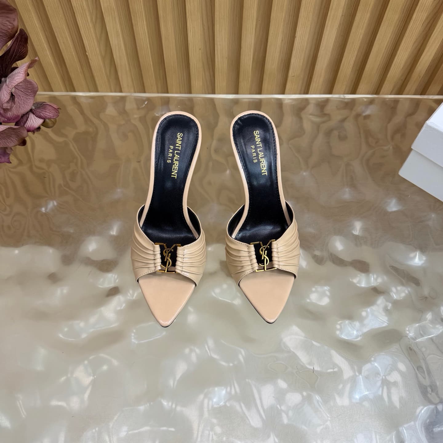 D12349 2026 Spring/Summer new model YSL 🖤 Saint Laurent / Saint Laurent YSL slippers – an absolutely amazing and popular pair of slippers! — image 4