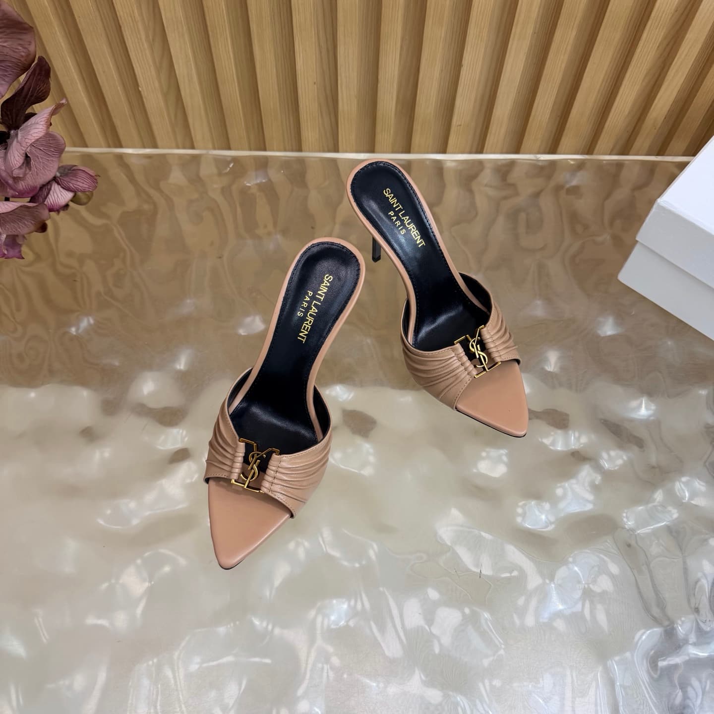 D12348 2026 Spring/Summer new model YSL 🖤 Saint Laurent / Saint Laurent YSL slippers – an absolutely amazing and popular pair of slippers! — image 6