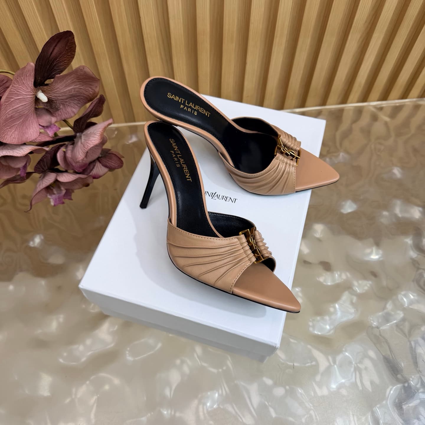 D12348 2026 Spring/Summer new model YSL 🖤 Saint Laurent / Saint Laurent YSL slippers – an absolutely amazing and popular pair of slippers! — image 2